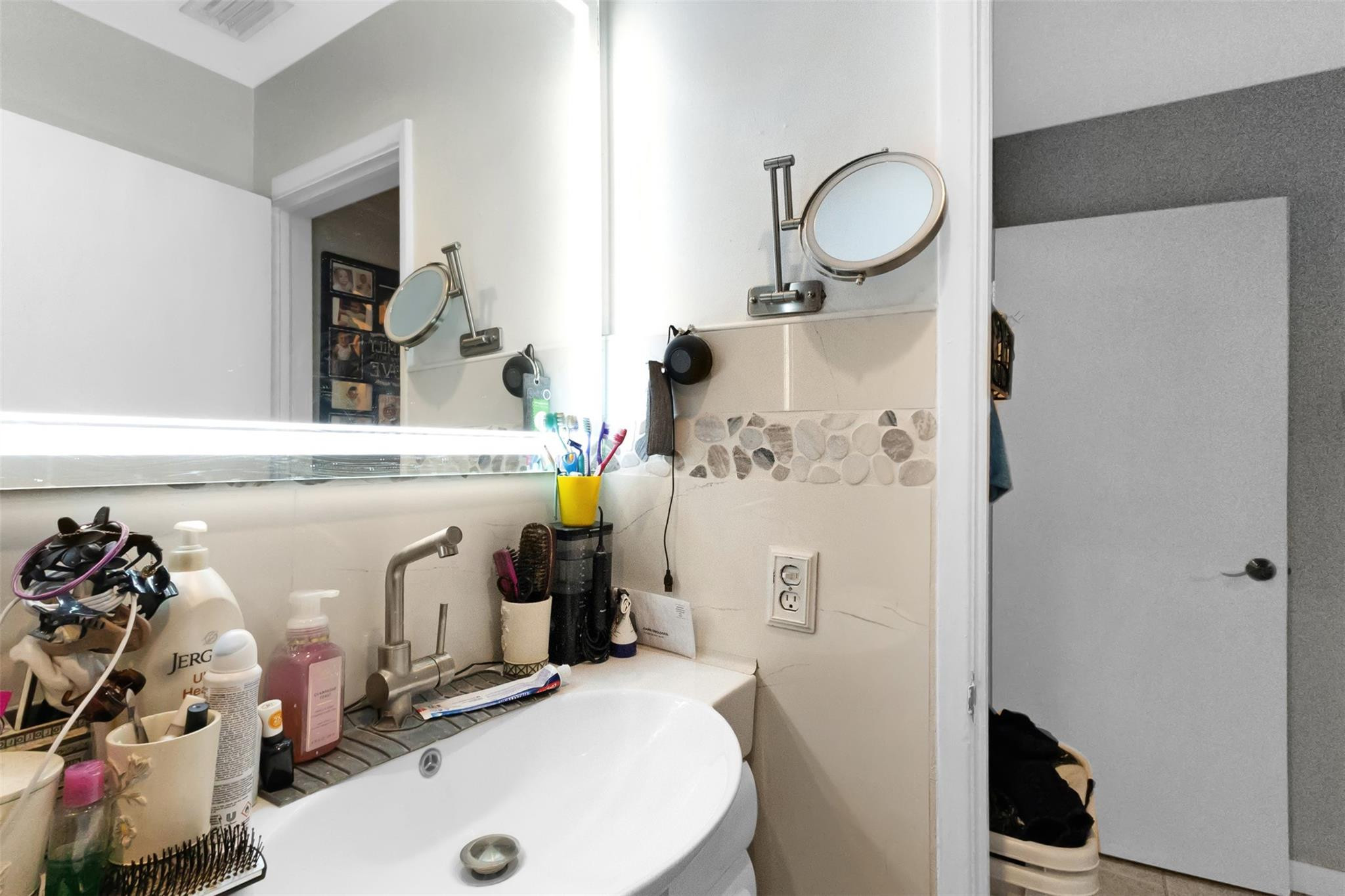 3105 Hollywood Hollywood, FL 33021