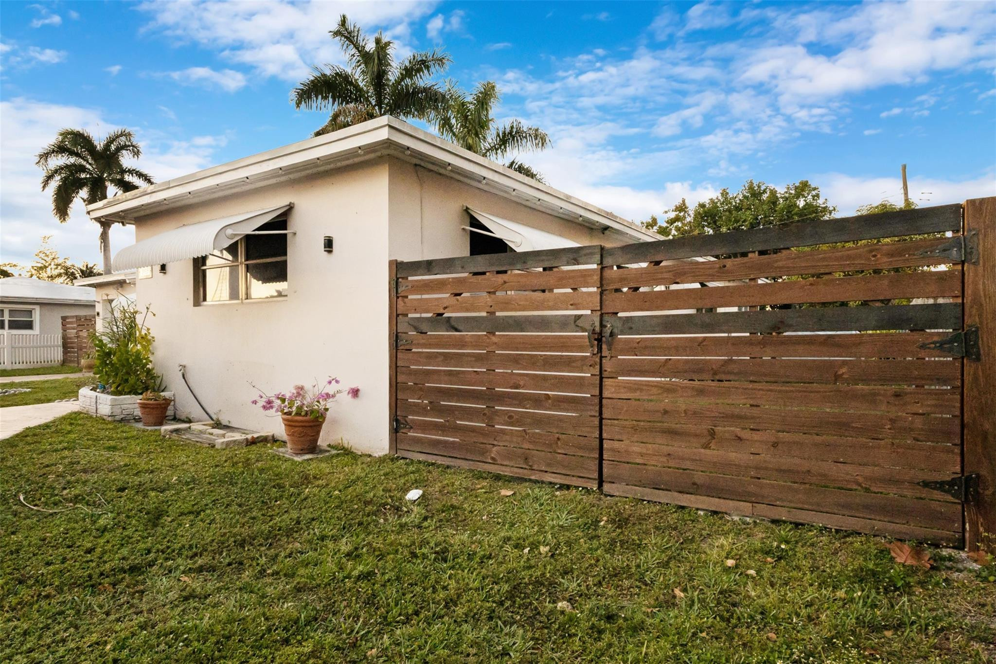 3105 Hollywood Hollywood, FL 33021