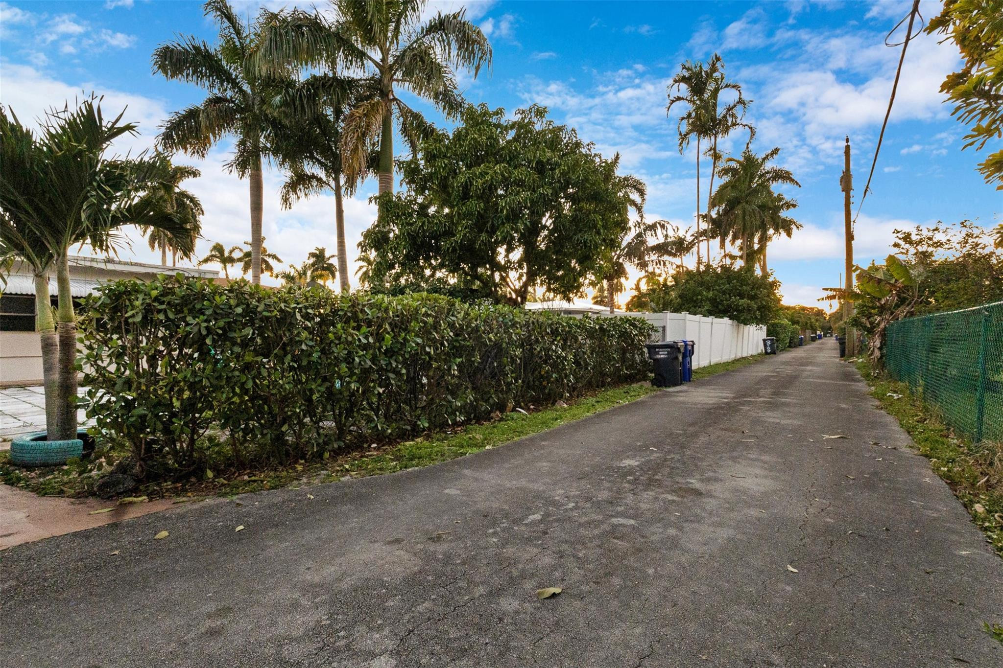 3105 Hollywood Hollywood, FL 33021