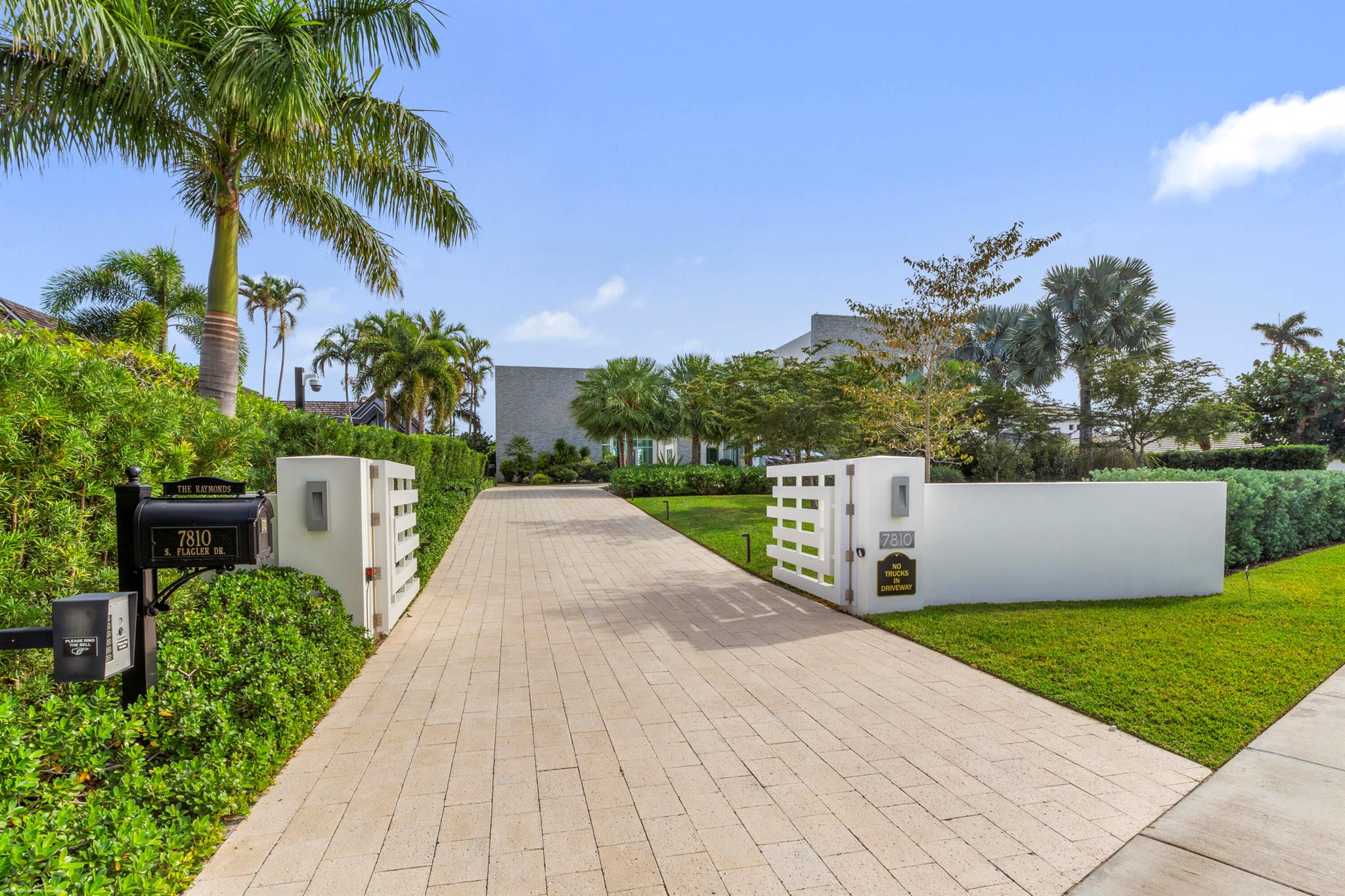 7810 S Flagler Dr West Palm Beach, FL 33405 7810 S Flagler Dr West Palm Beach, FL 33405