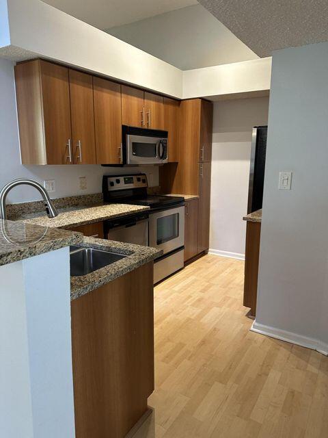 1385 Crystal Way #N