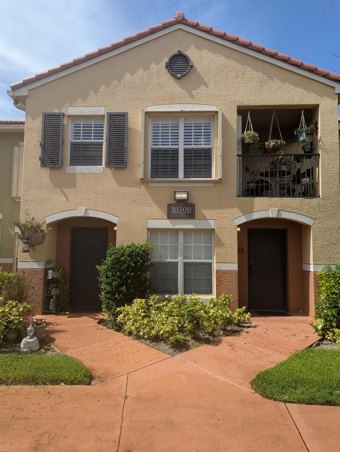 10300 Fox Trl Rd #810