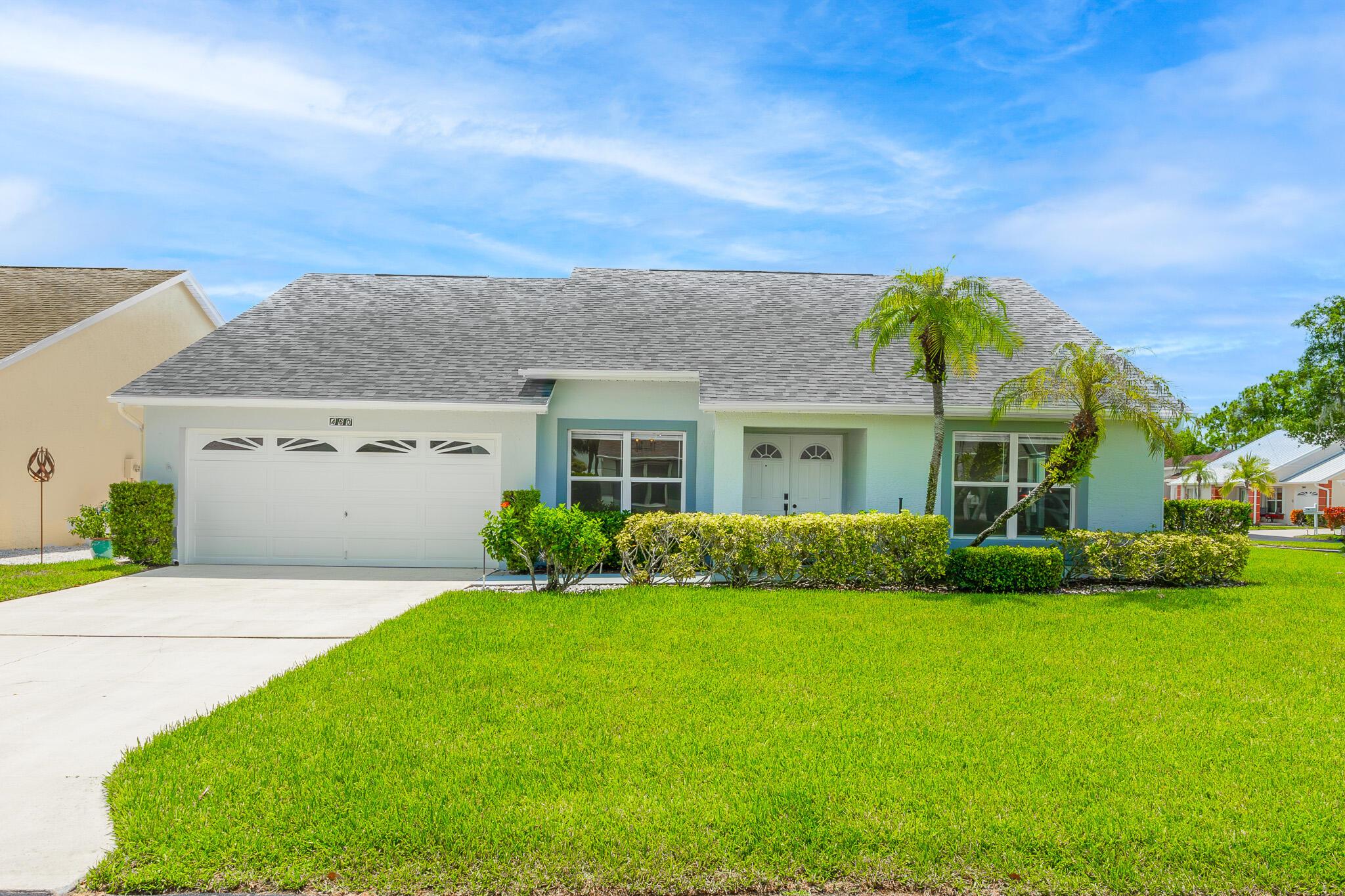 460 NW Casanova Cir