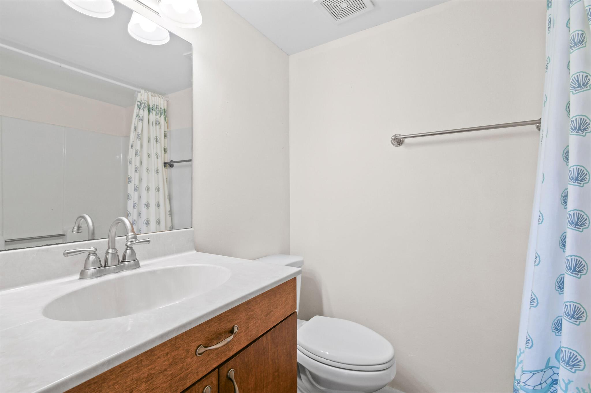 1001 Pinecrest Cir #B Jupiter, FL 33458