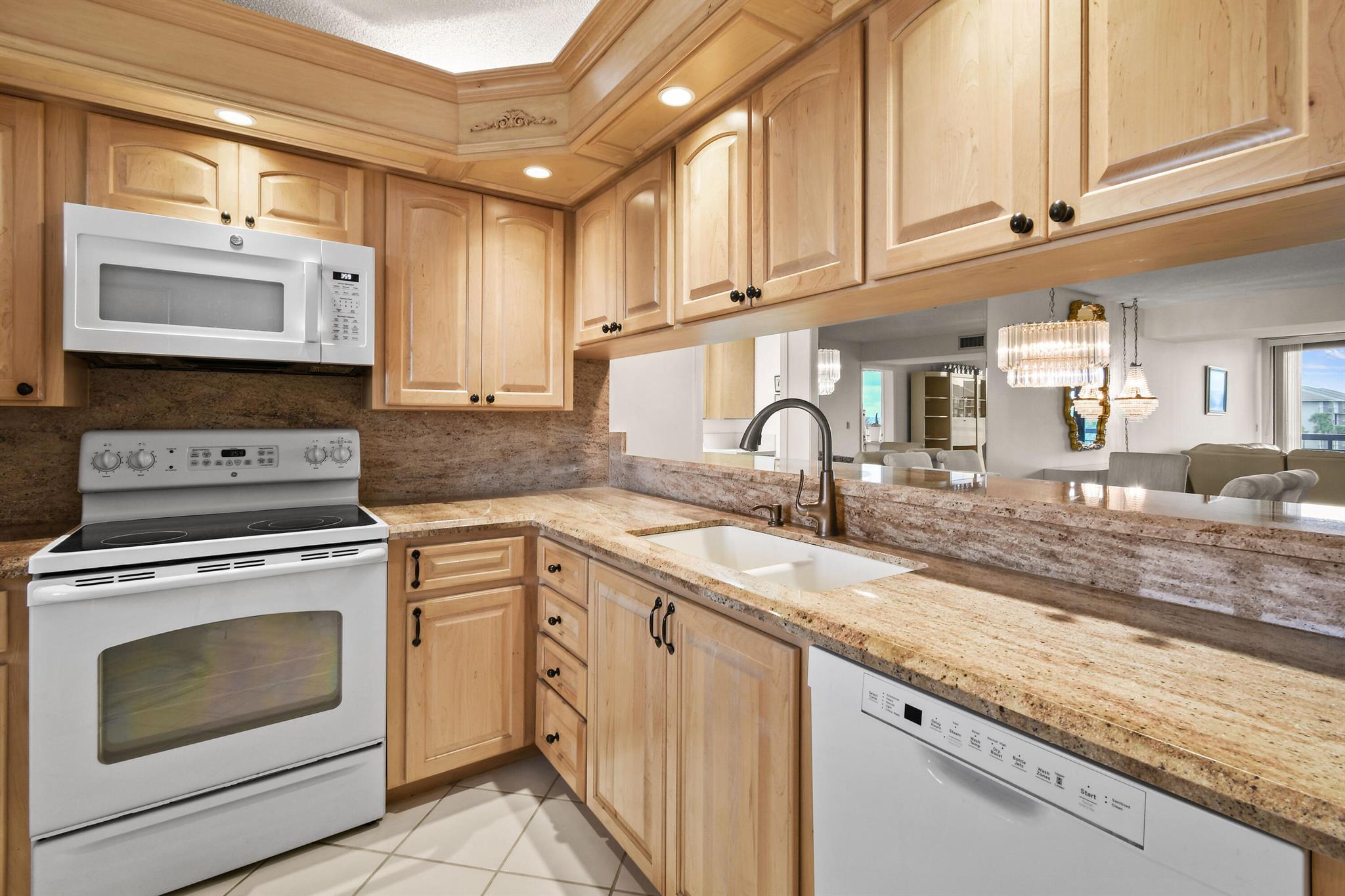 501 S Seas Dr #404 Jupiter, FL 33477