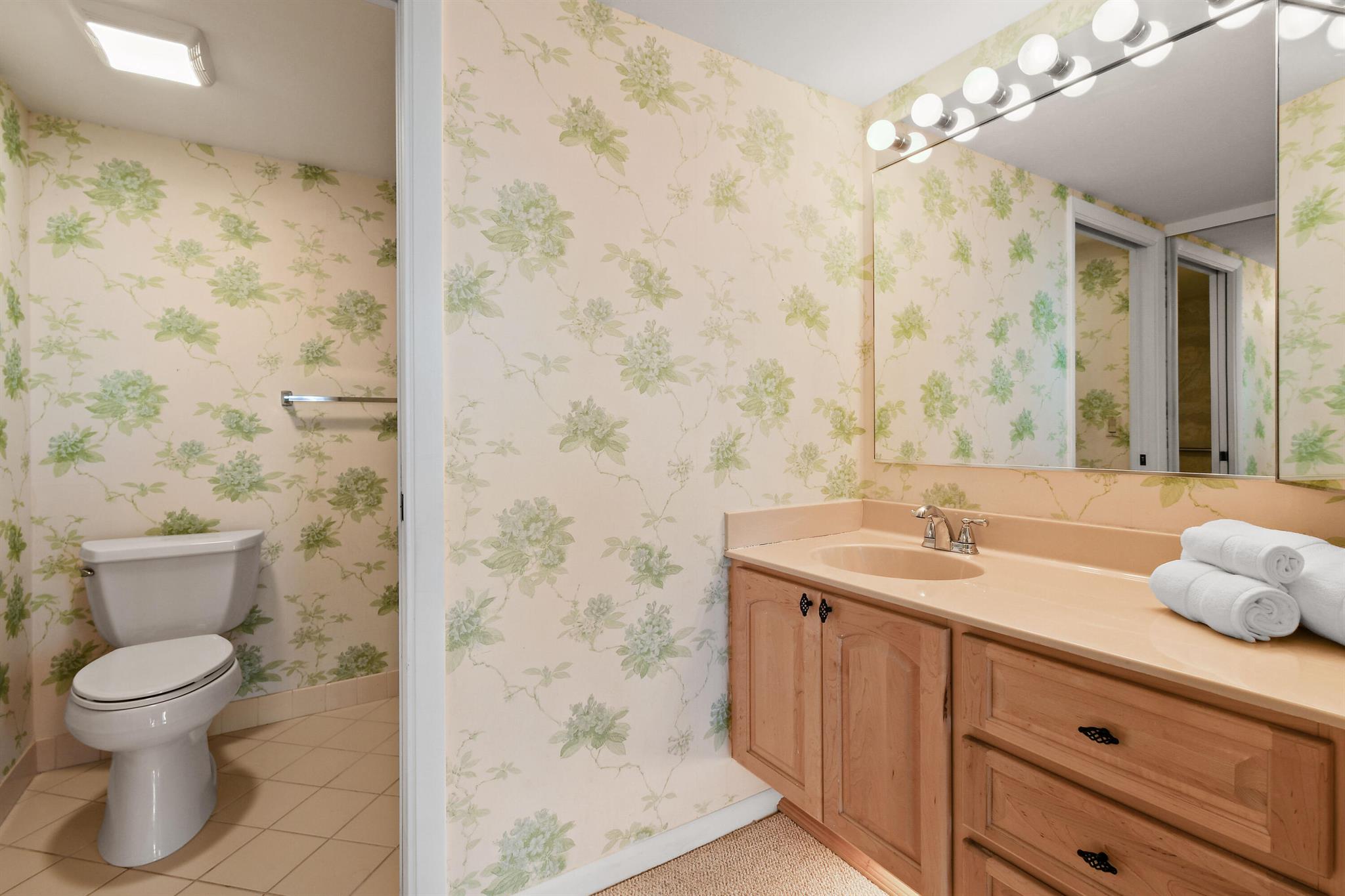 501 S Seas Dr #404 Jupiter, FL 33477