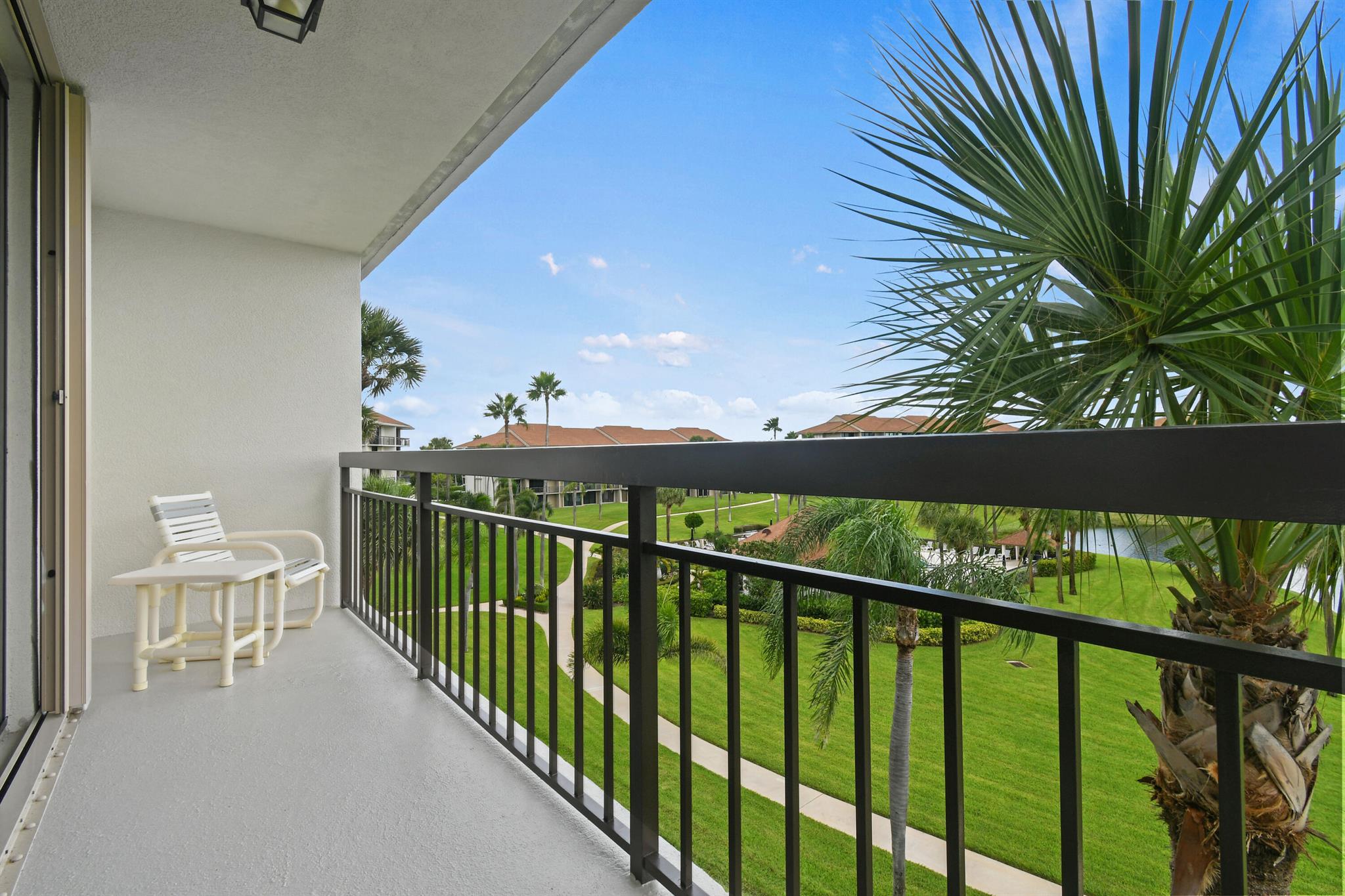 501 S Seas Dr #404 Jupiter, FL 33477