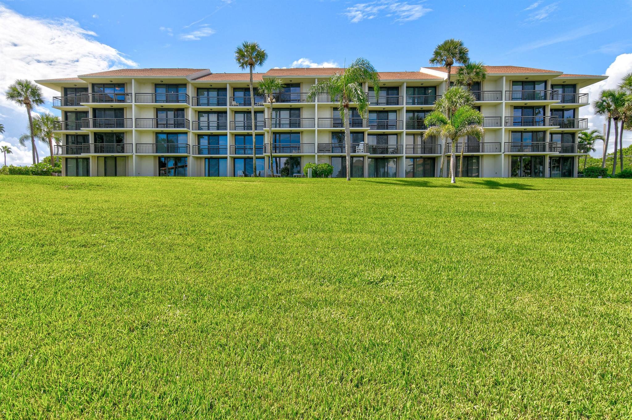 501 S Seas Dr #404 Jupiter, FL 33477