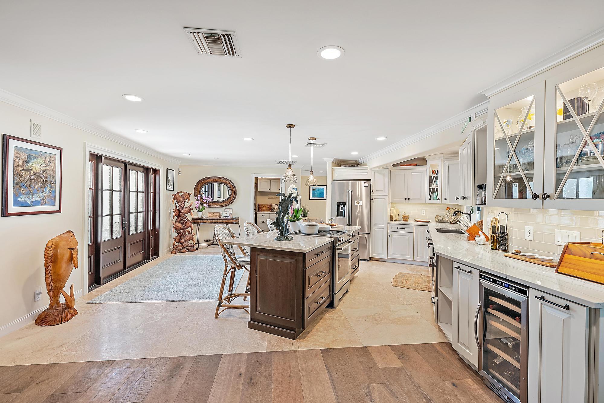 14077 Paradise Pt Rd Palm Beach Gardens, FL 33410 14077 Paradise Pt Rd Palm Beach Gardens, FL 33410