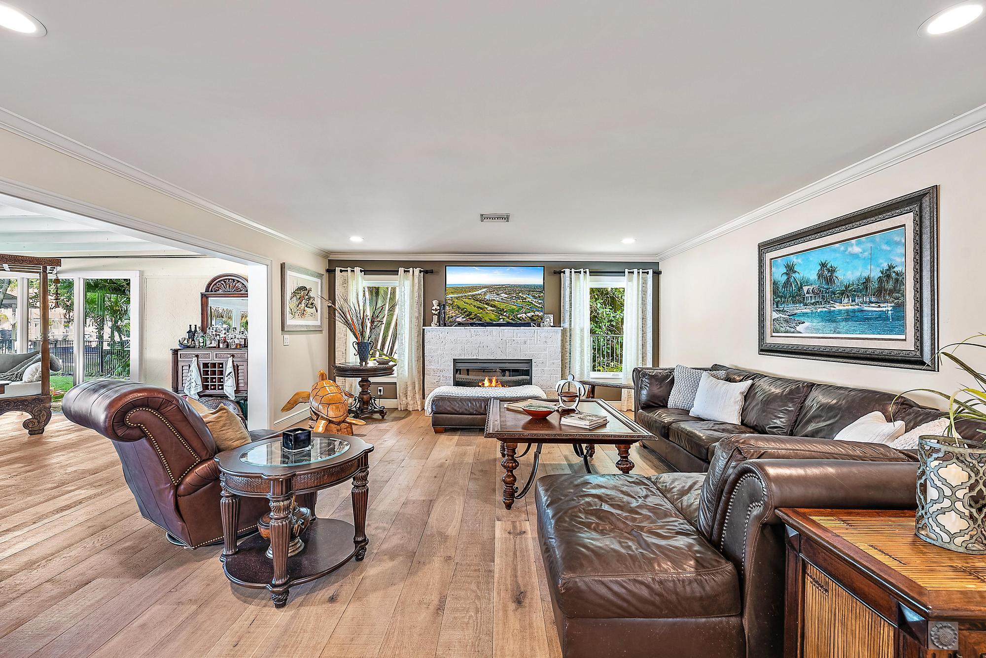 14077 Paradise Pt Rd Palm Beach Gardens, FL 33410 14077 Paradise Pt Rd Palm Beach Gardens, FL 33410