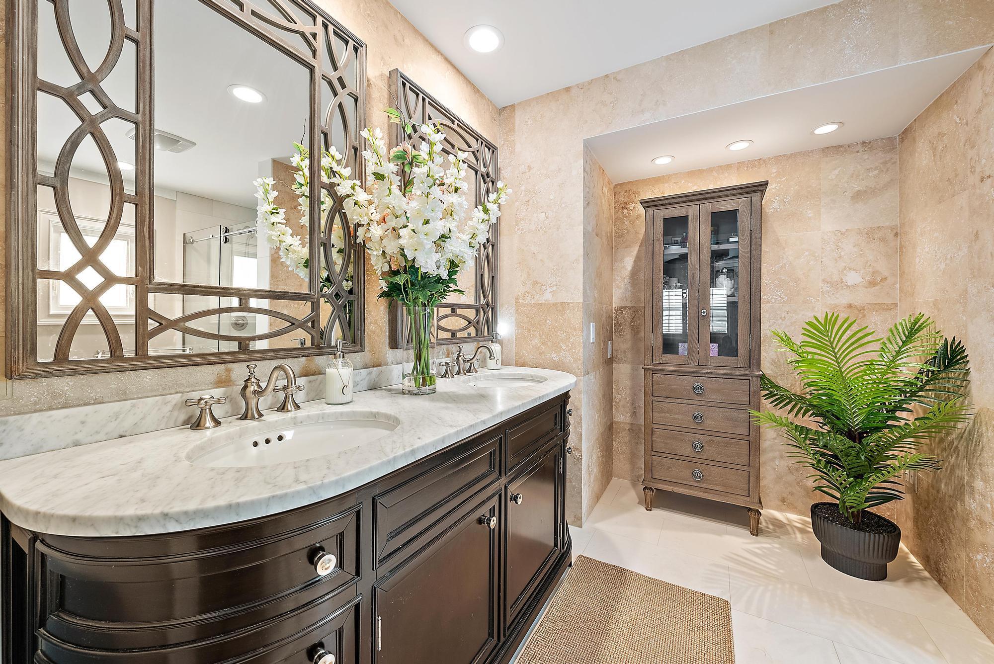 14077 Paradise Pt Rd Palm Beach Gardens, FL 33410 14077 Paradise Pt Rd Palm Beach Gardens, FL 33410