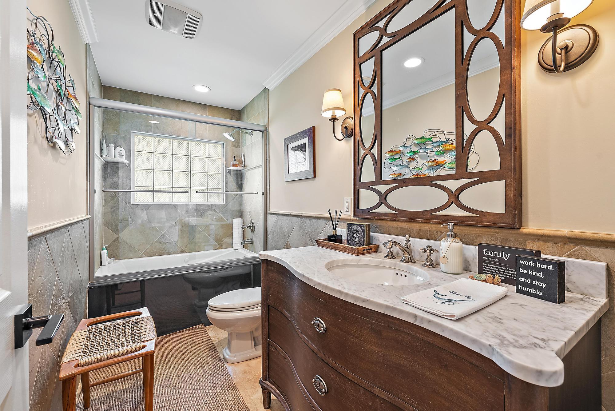 14077 Paradise Pt Rd Palm Beach Gardens, FL 33410 14077 Paradise Pt Rd Palm Beach Gardens, FL 33410