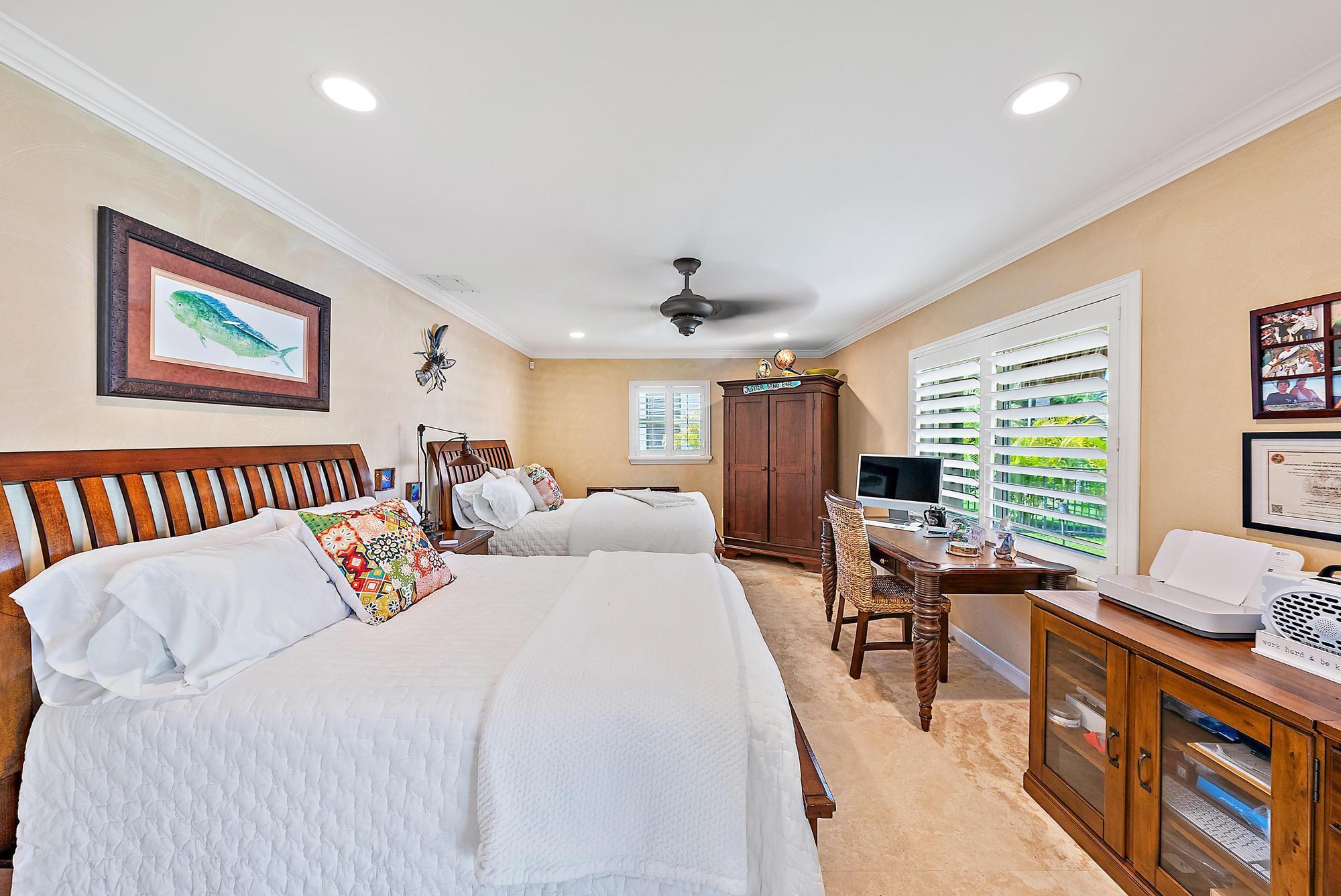 14077 Paradise Pt Rd Palm Beach Gardens, FL 33410 14077 Paradise Pt Rd Palm Beach Gardens, FL 33410