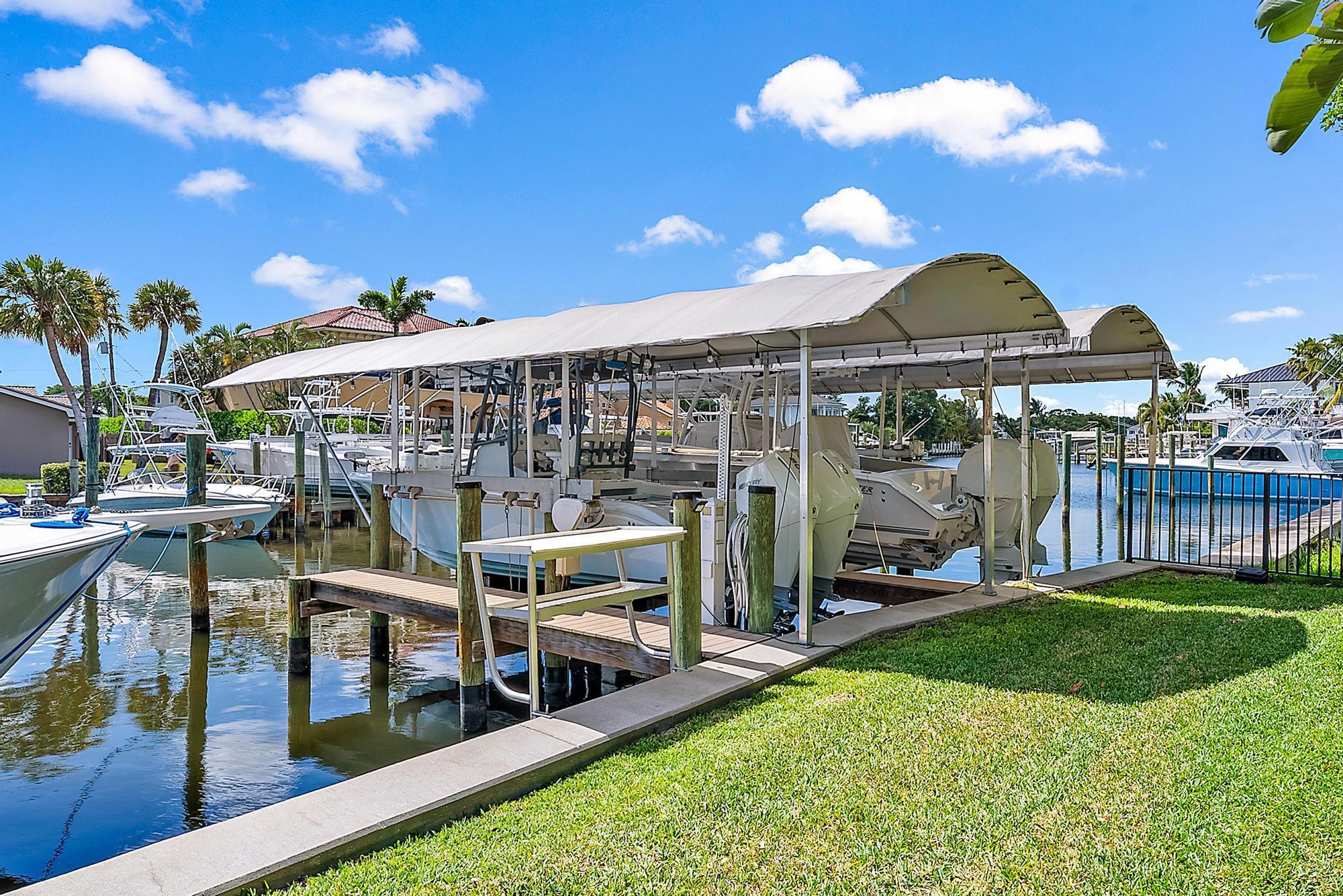 14077 Paradise Pt Rd Palm Beach Gardens, FL 33410 14077 Paradise Pt Rd Palm Beach Gardens, FL 33410