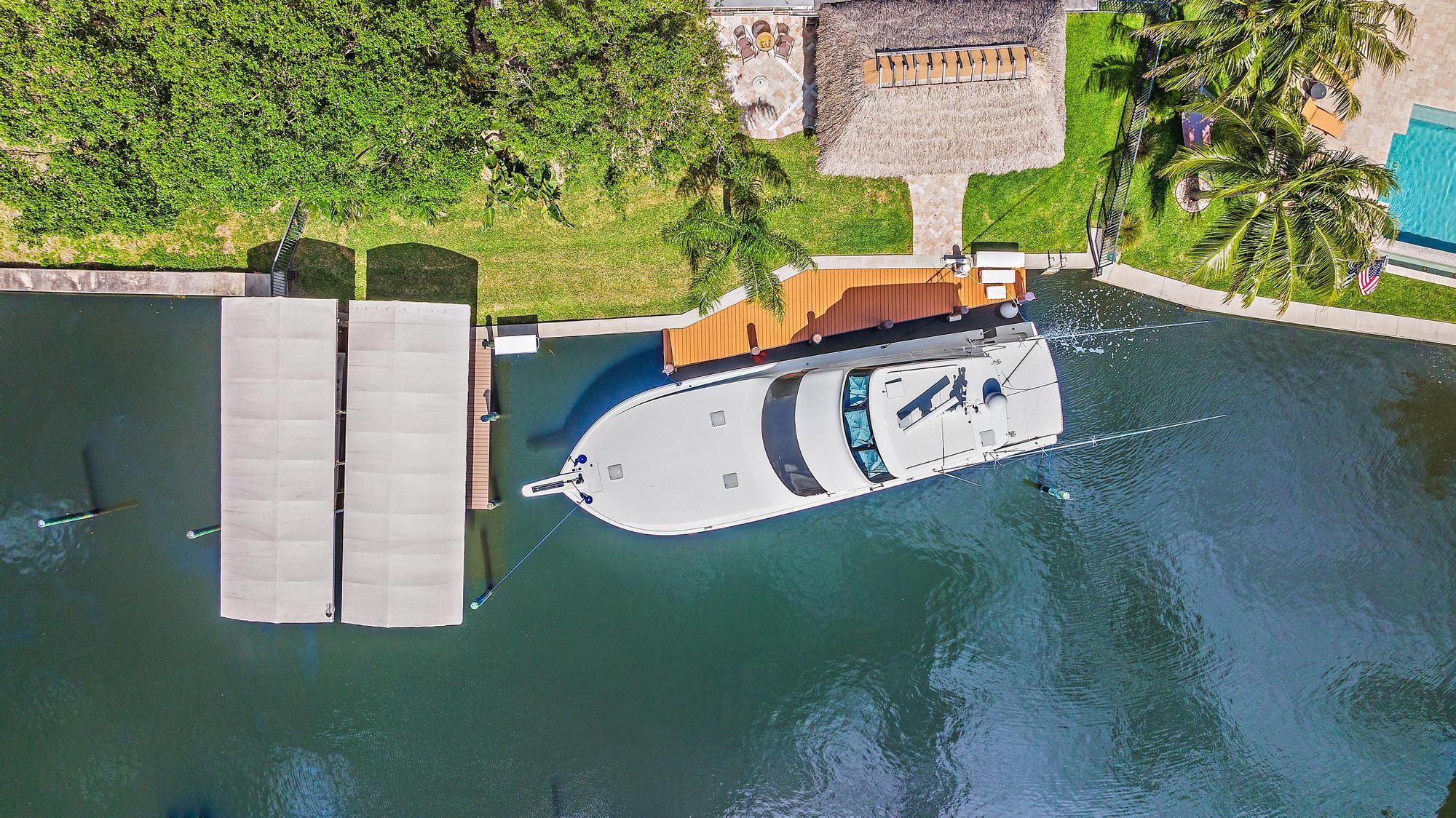 14077 Paradise Pt Rd Palm Beach Gardens, FL 33410 14077 Paradise Pt Rd Palm Beach Gardens, FL 33410