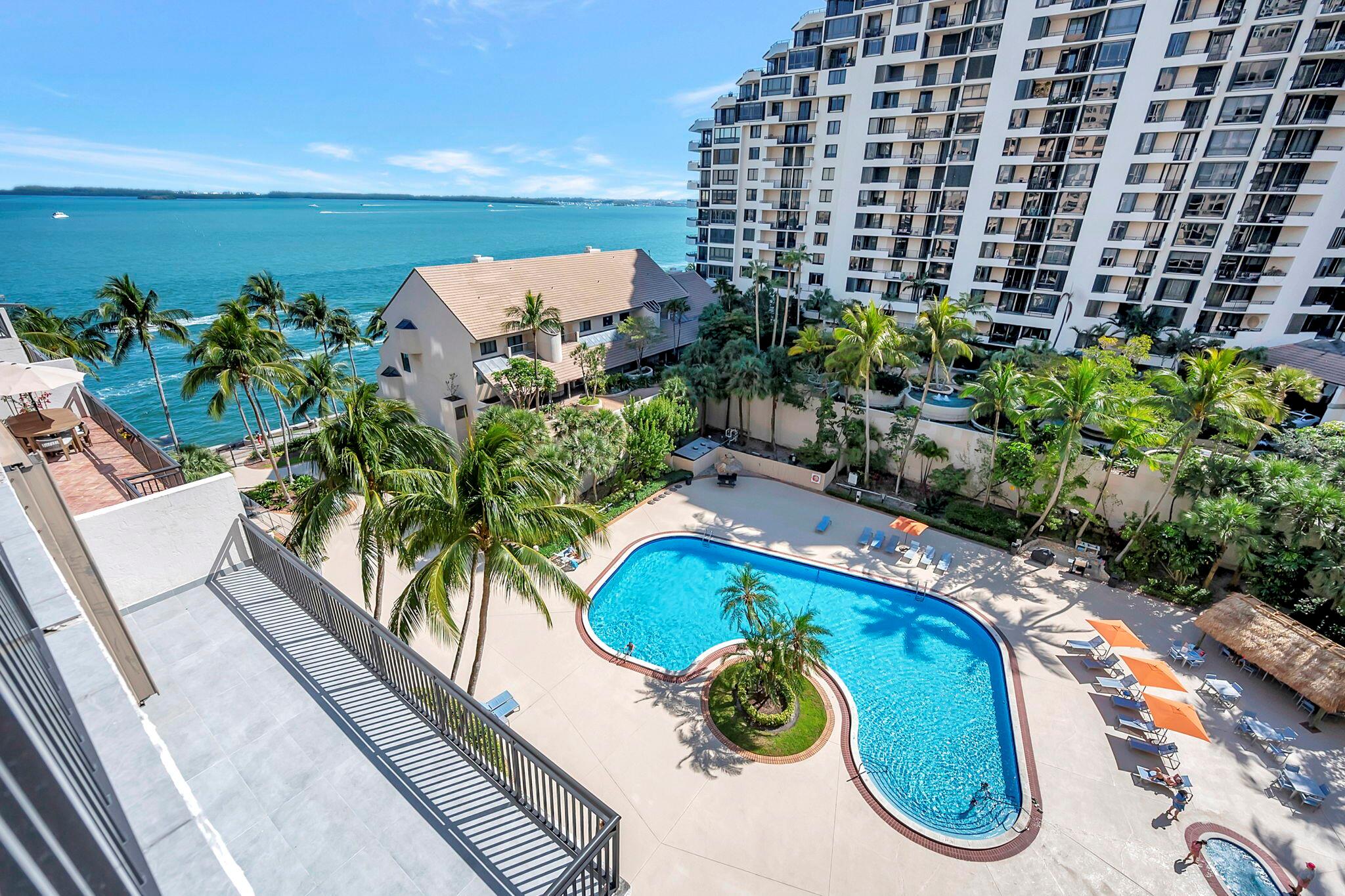 540 Brickell Key Dr #919