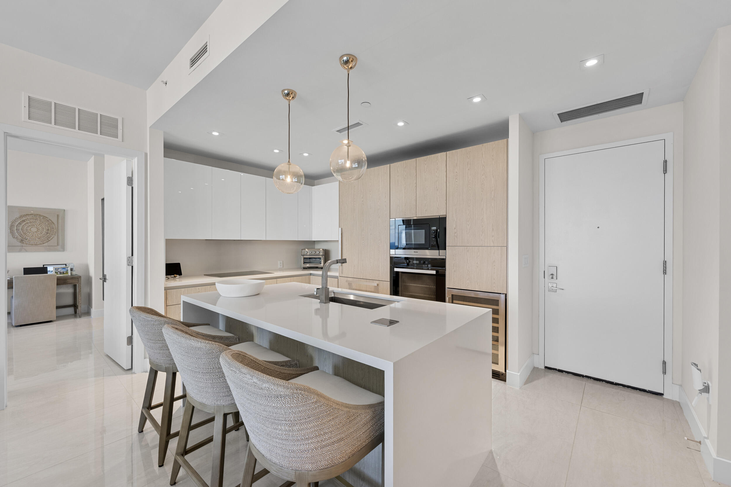 3100 N Ocean #H-1702 Singer Island, FL 33404