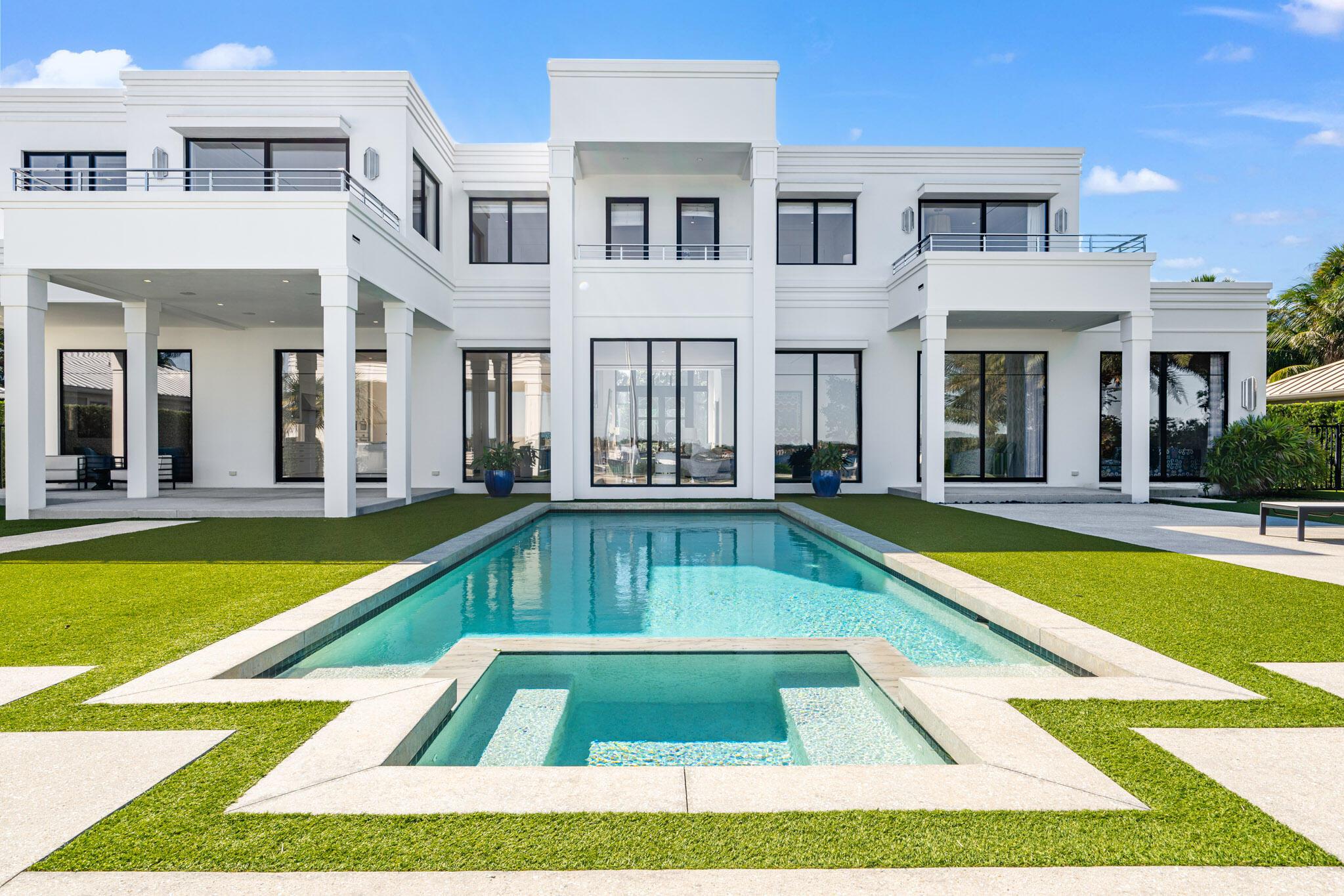 18200 Gardiner Ln Jupiter, FL 33458