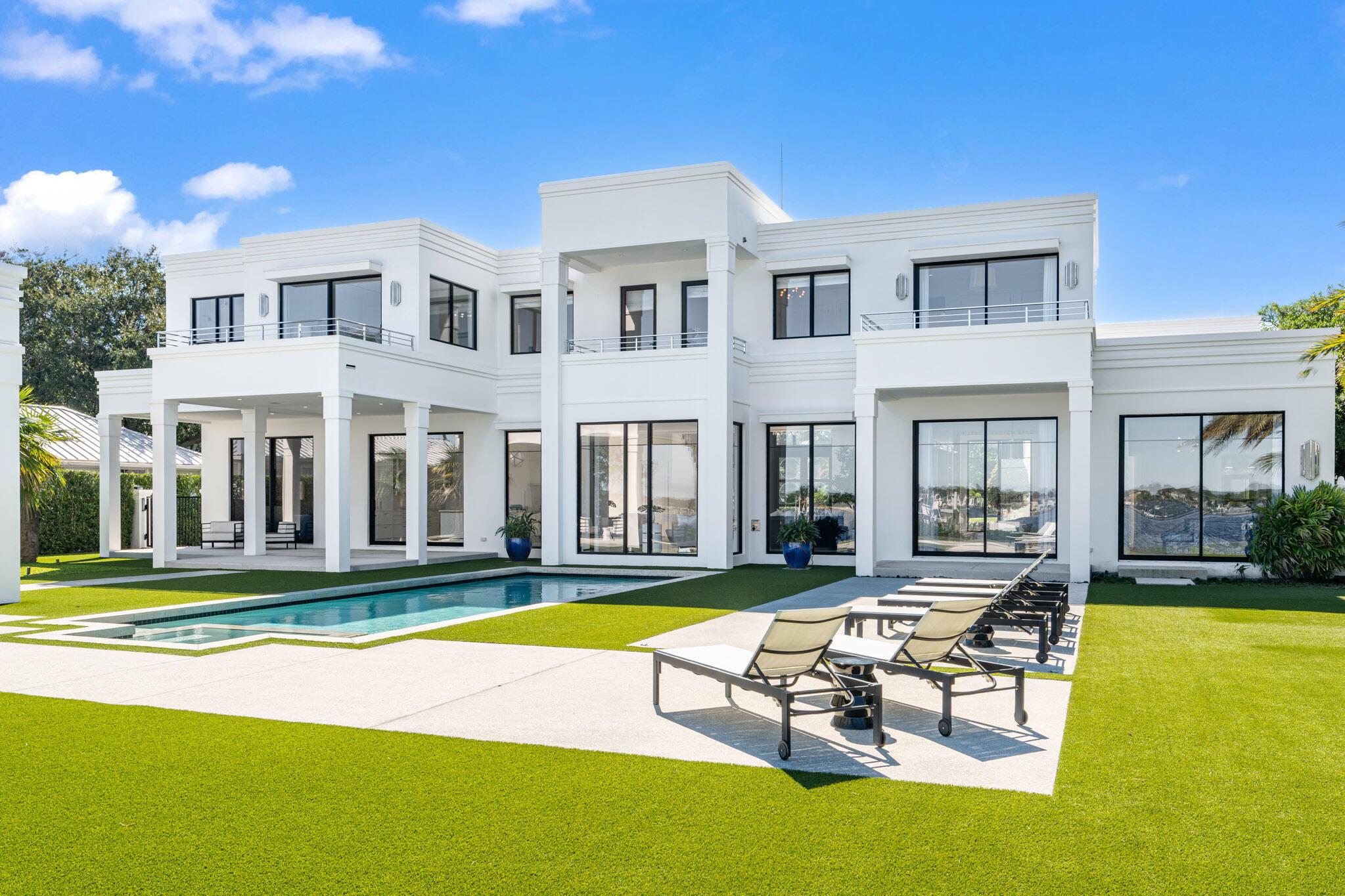 18200 Gardiner Ln Jupiter, FL 33458