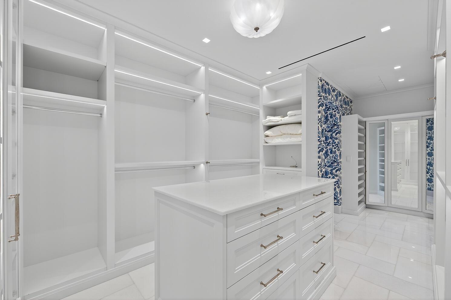 18200 Gardiner Ln Jupiter, FL 33458