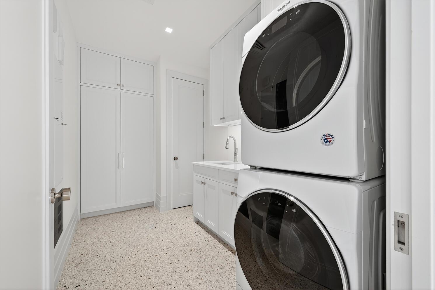 18200 Gardiner Ln Jupiter, FL 33458