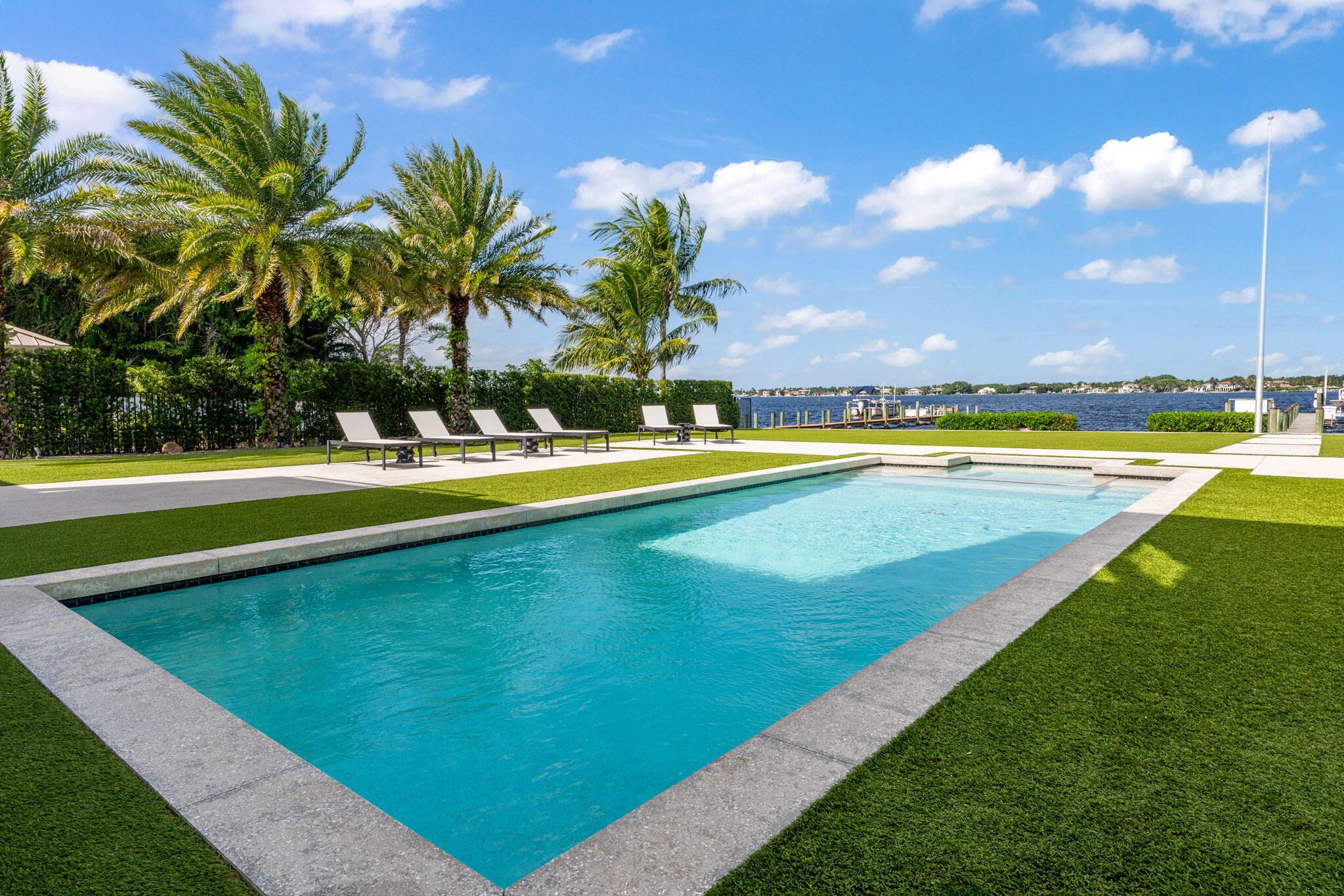 18200 Gardiner Ln Jupiter, FL 33458