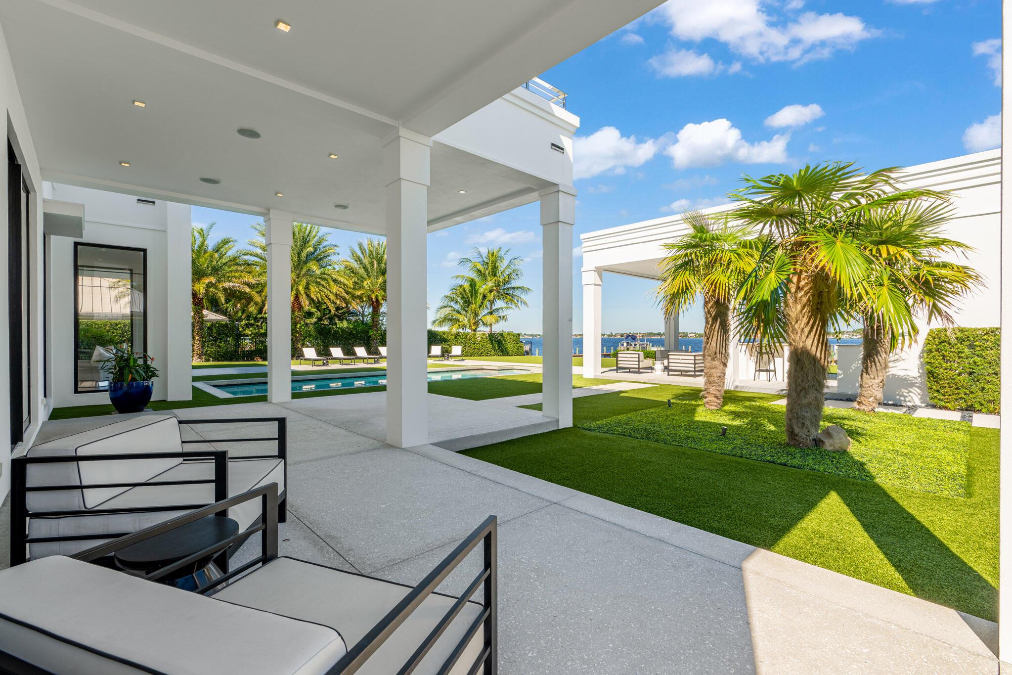 18200 Gardiner Ln Jupiter, FL 33458