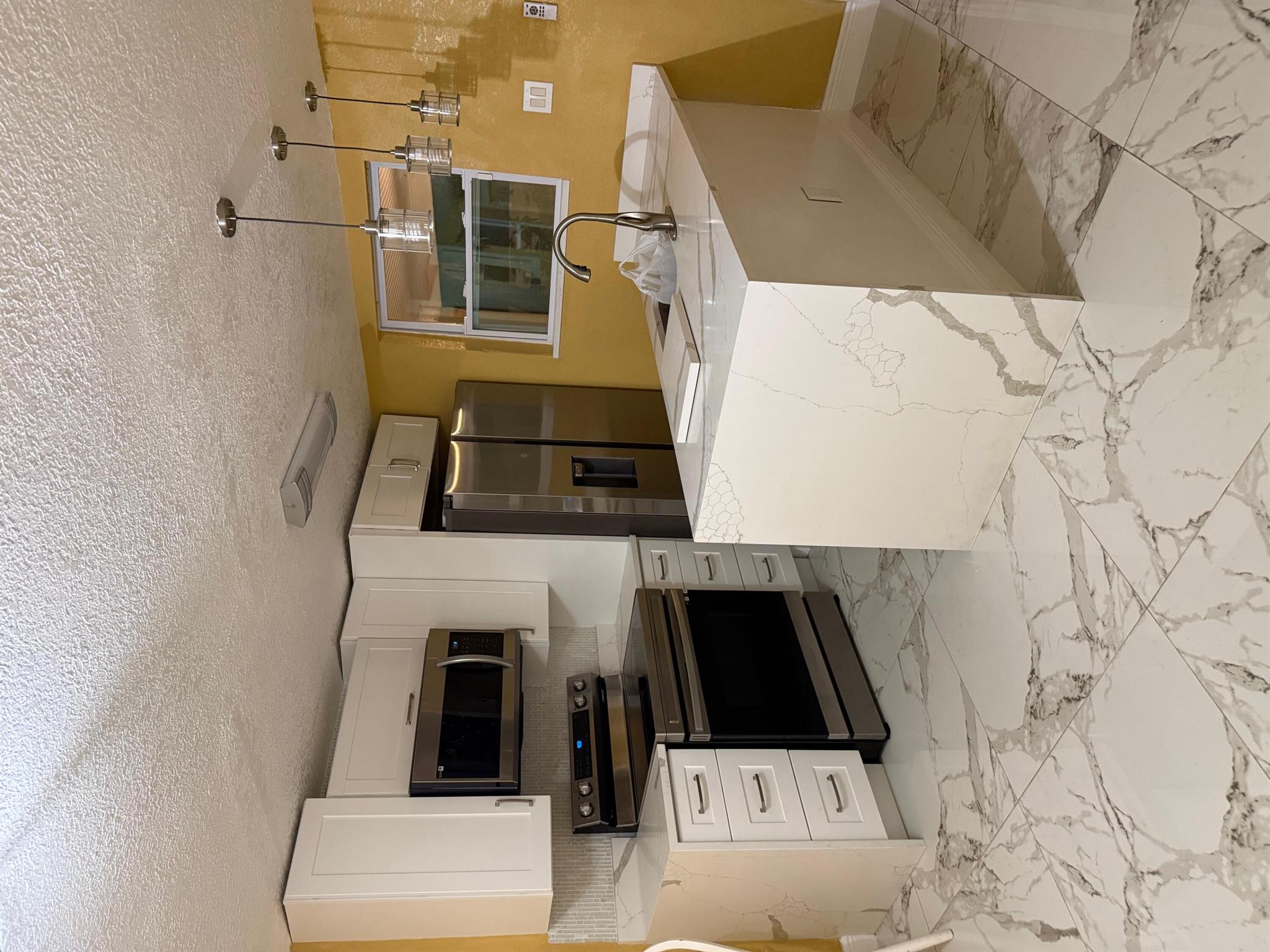 6383 Saxon Blvd #Rear