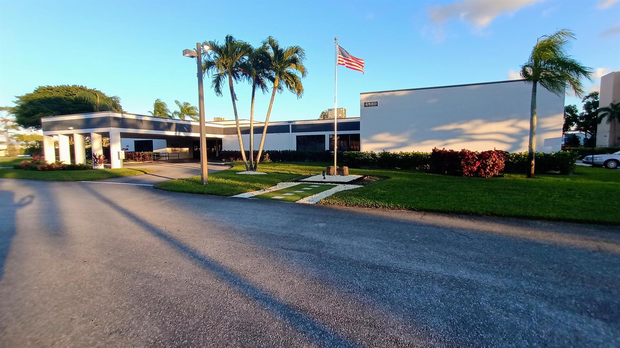 4735 E Lucerne Lks Blvd #413 Lake Worth, FL 33467