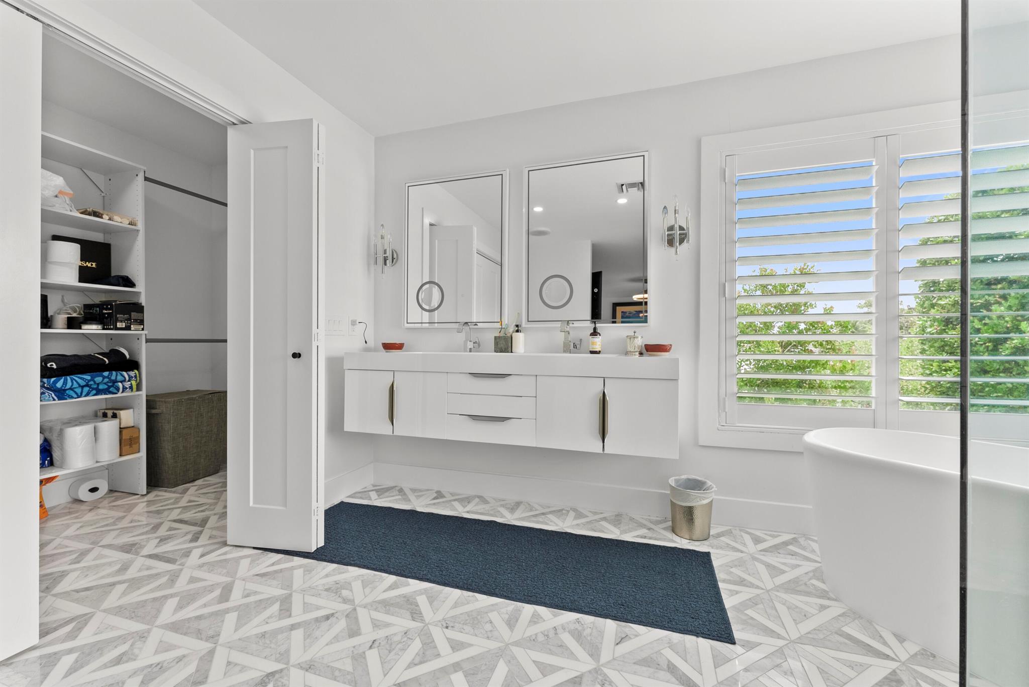 802 Andrews Ave Delray Beach, FL 33483