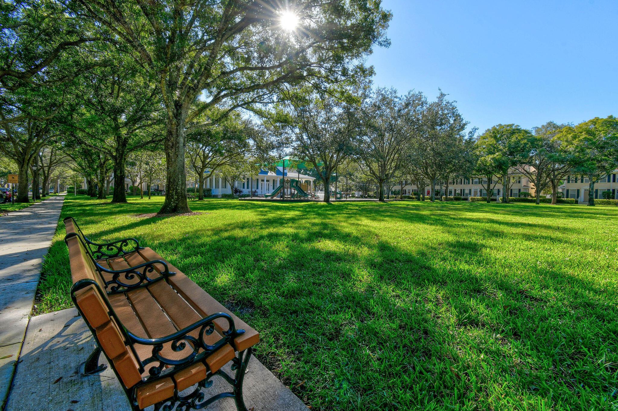 354 Jacaranda Dr Jupiter, FL 33458