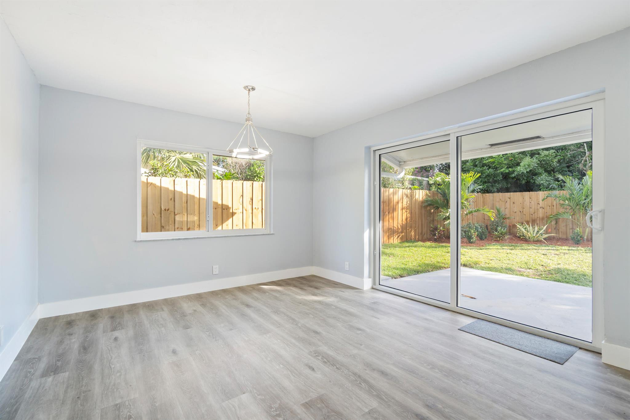 6210 SW 6th St Margate, FL 33068