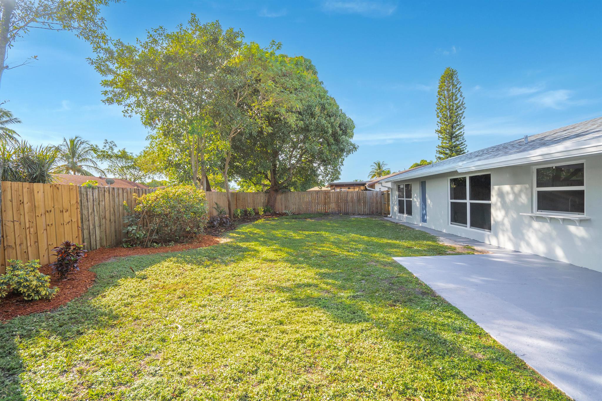 6210 SW 6th St Margate, FL 33068