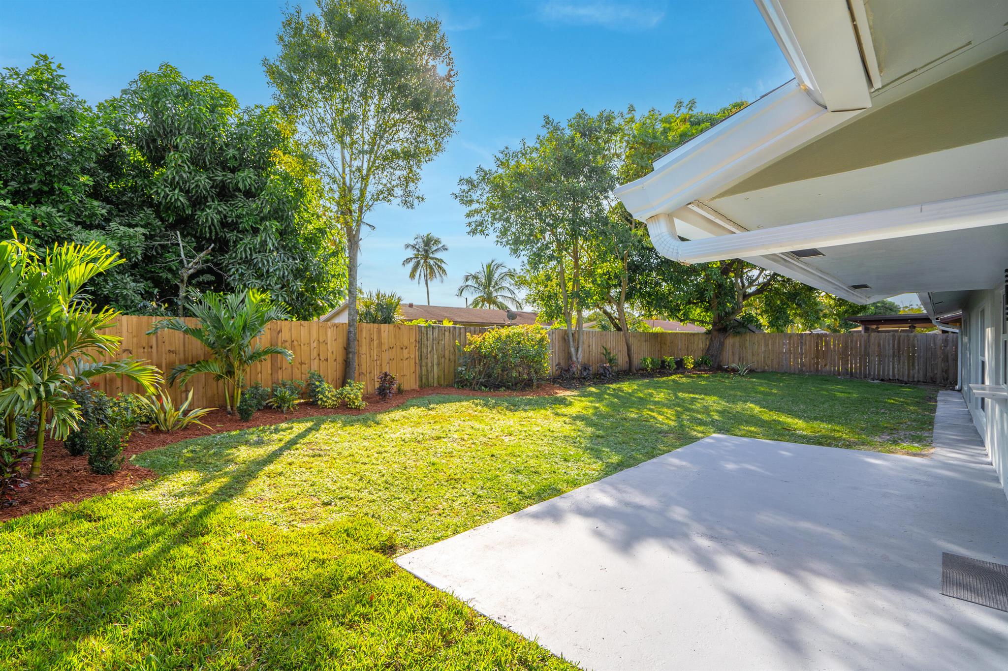 6210 SW 6th St Margate, FL 33068