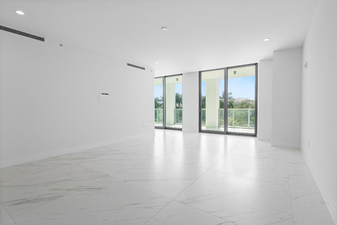 495 E Royal Palm #402 Boca Raton, FL 33432