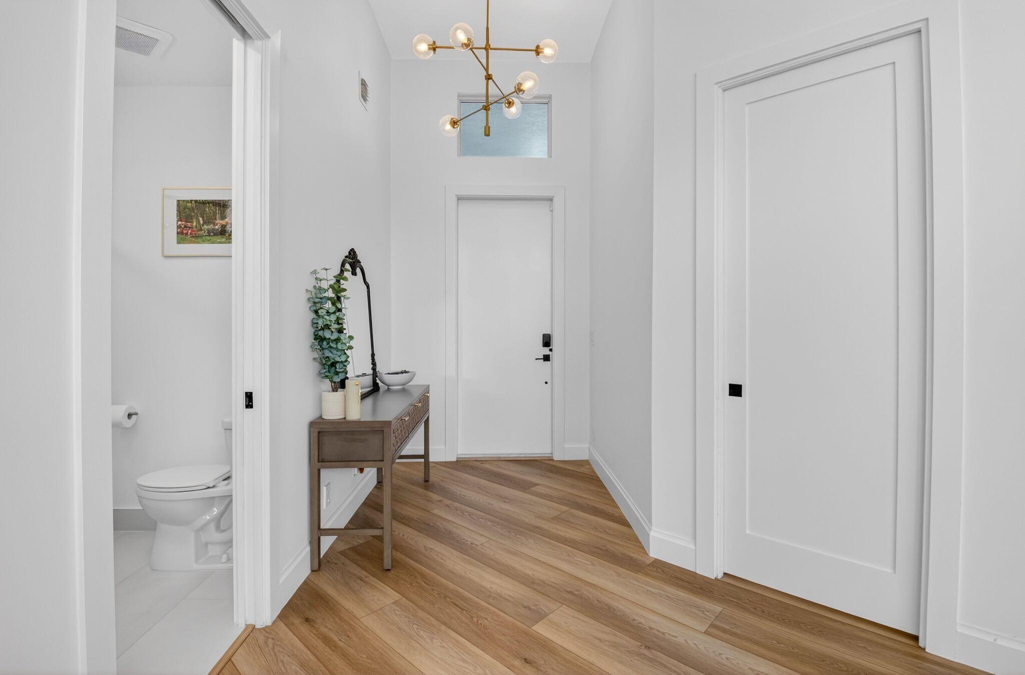 17108 Newport Clb Dr Boca Raton, FL 33496