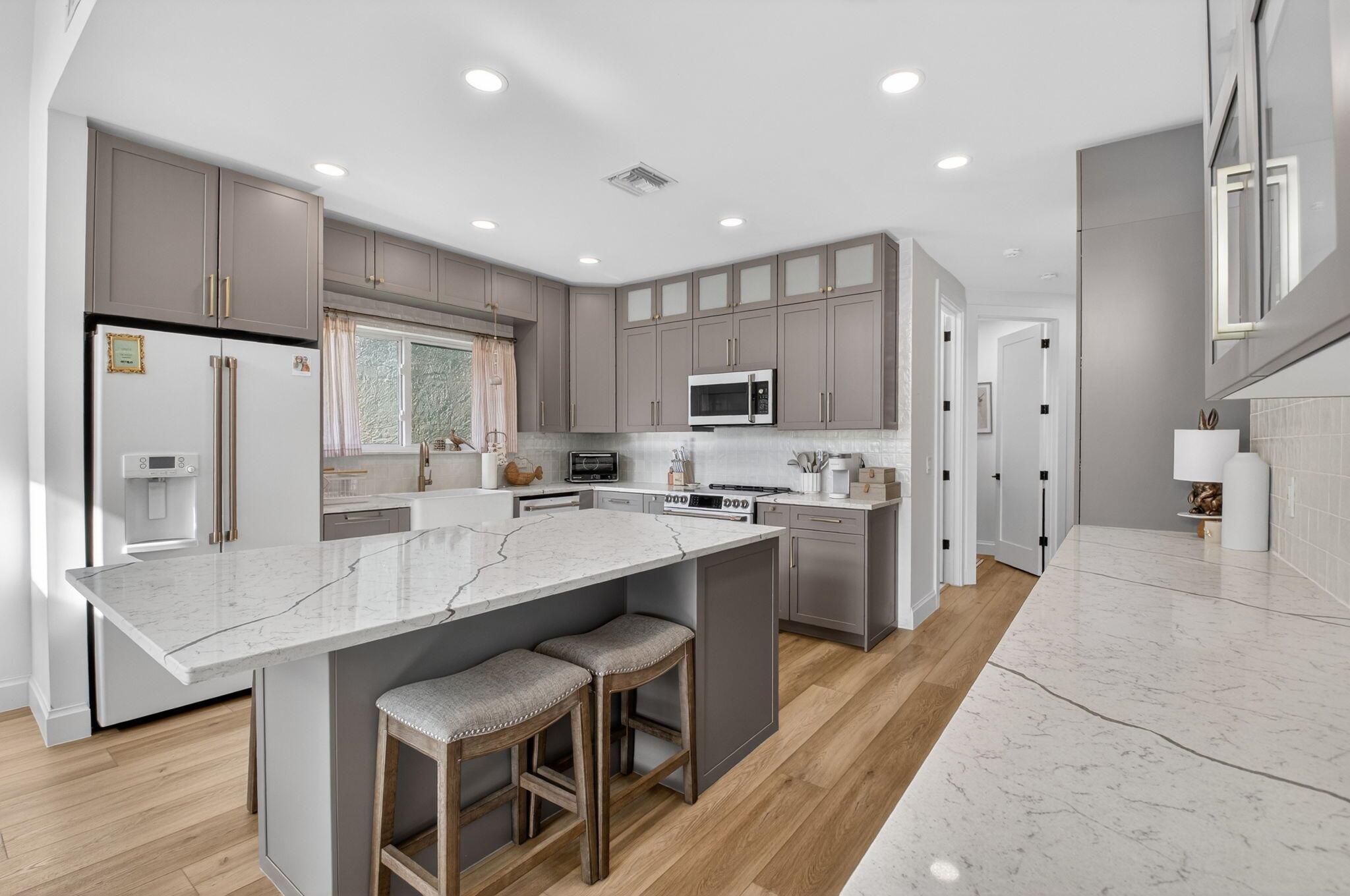 17108 Newport Clb Dr Boca Raton, FL 33496