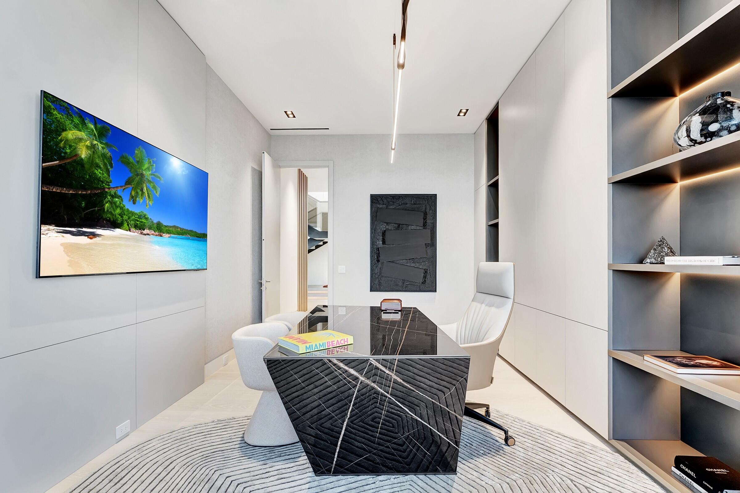 829 Orchid Boca Raton, FL 33432