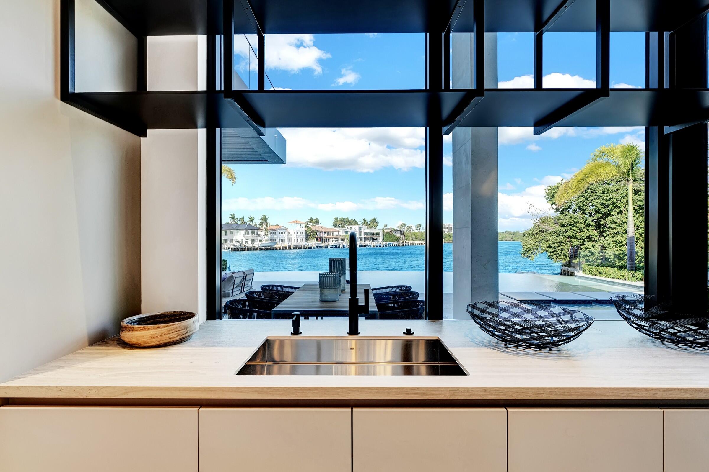 829 Orchid Boca Raton, FL 33432