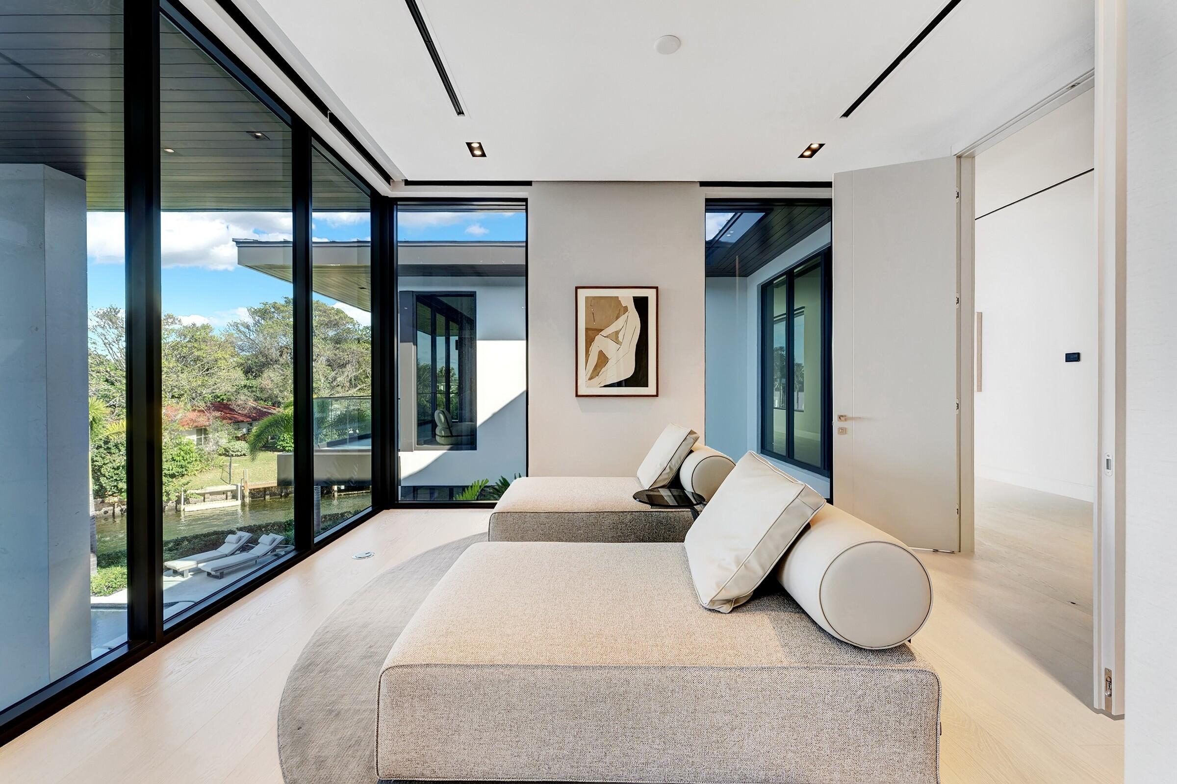 829 Orchid Boca Raton, FL 33432