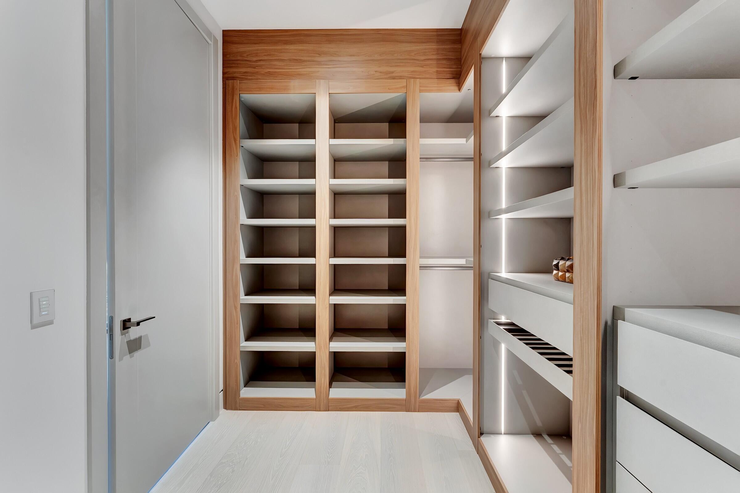 829 Orchid Boca Raton, FL 33432