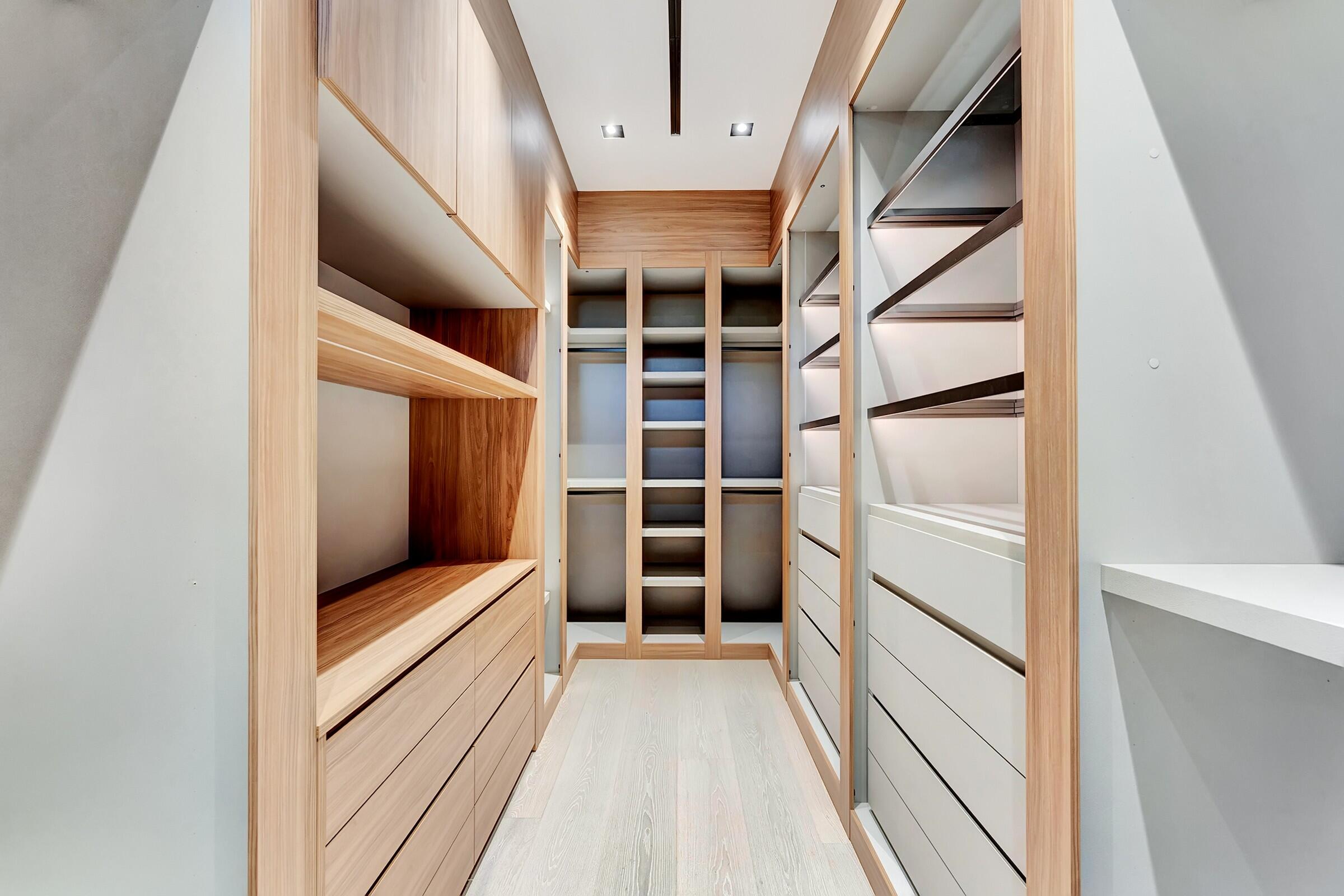 829 Orchid Boca Raton, FL 33432