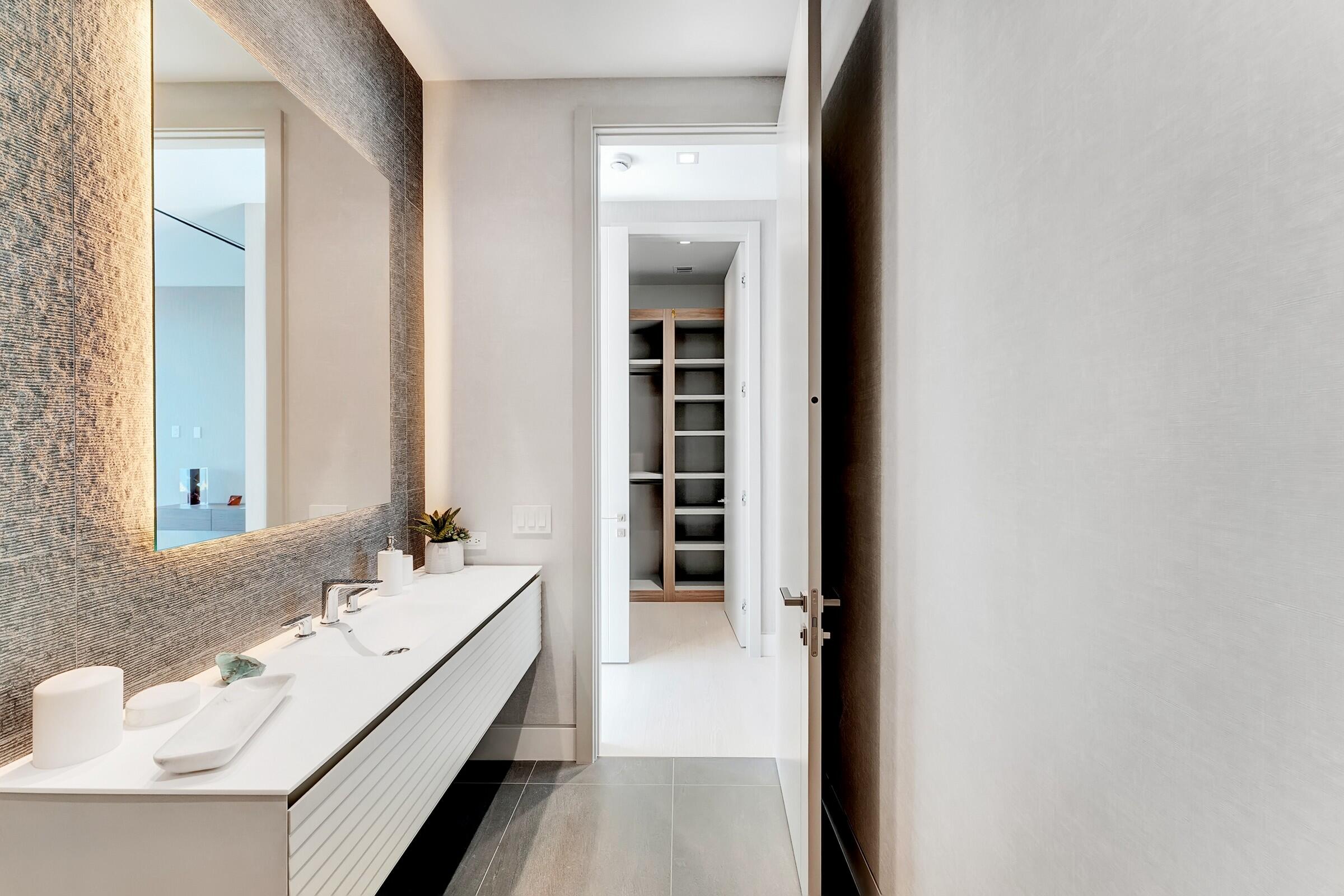 829 Orchid Boca Raton, FL 33432