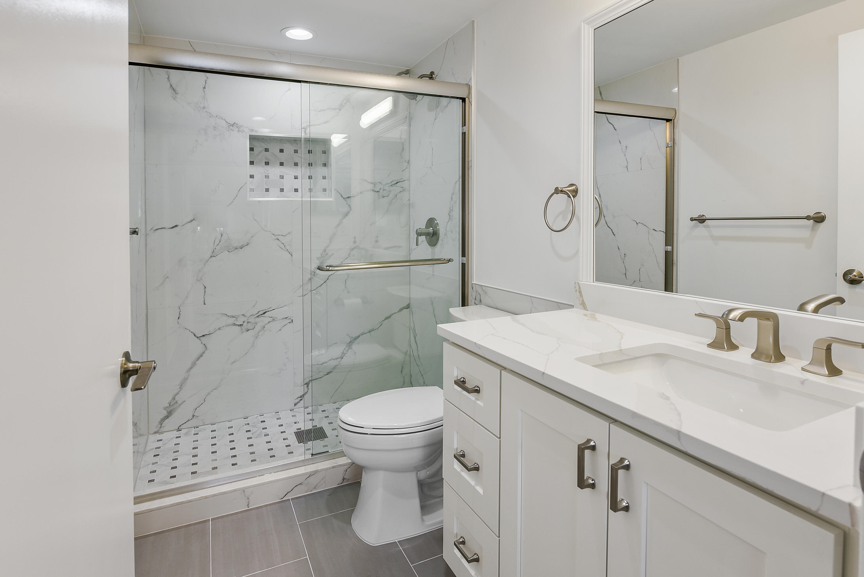 15342 Lakes Of Delray #98 Delray Beach, FL 33484