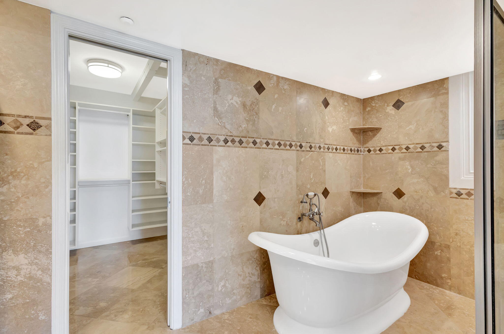 400 Beach #103 Tequesta, FL 33469