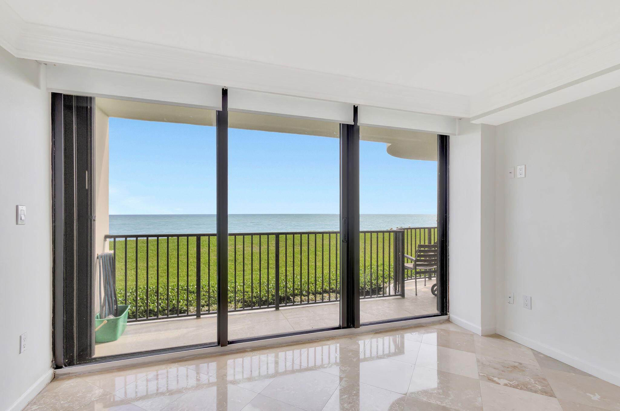 400 Beach #103 Tequesta, FL 33469