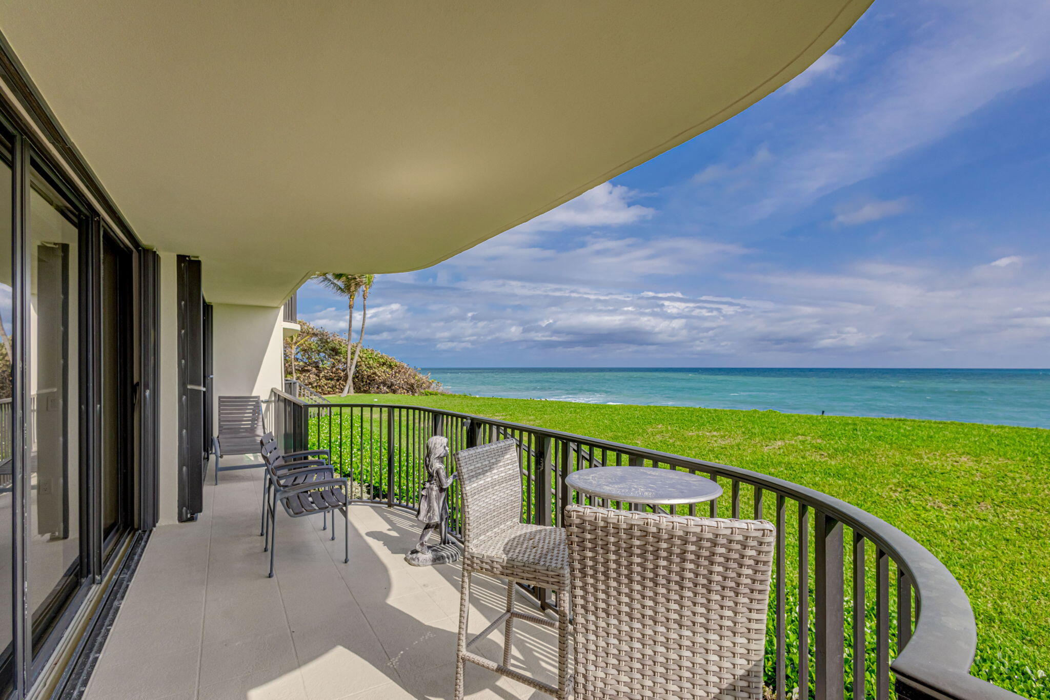 400 Beach #103 Tequesta, FL 33469