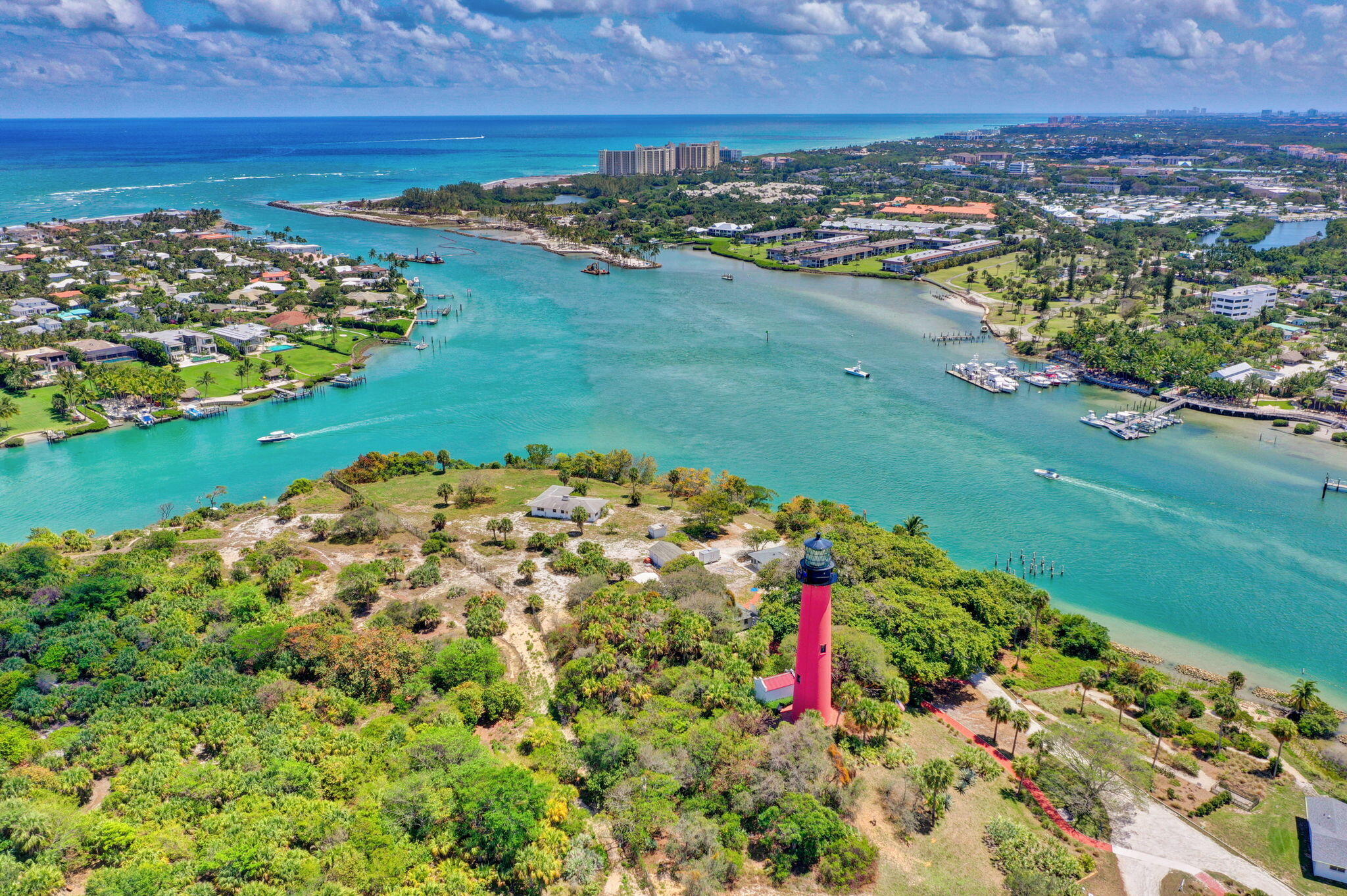 400 Beach #103 Tequesta, FL 33469