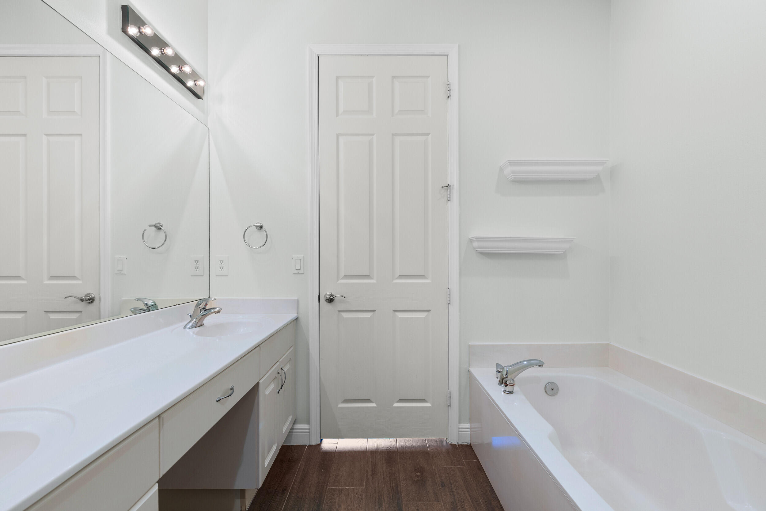 104 Osceola Jupiter, FL 33458