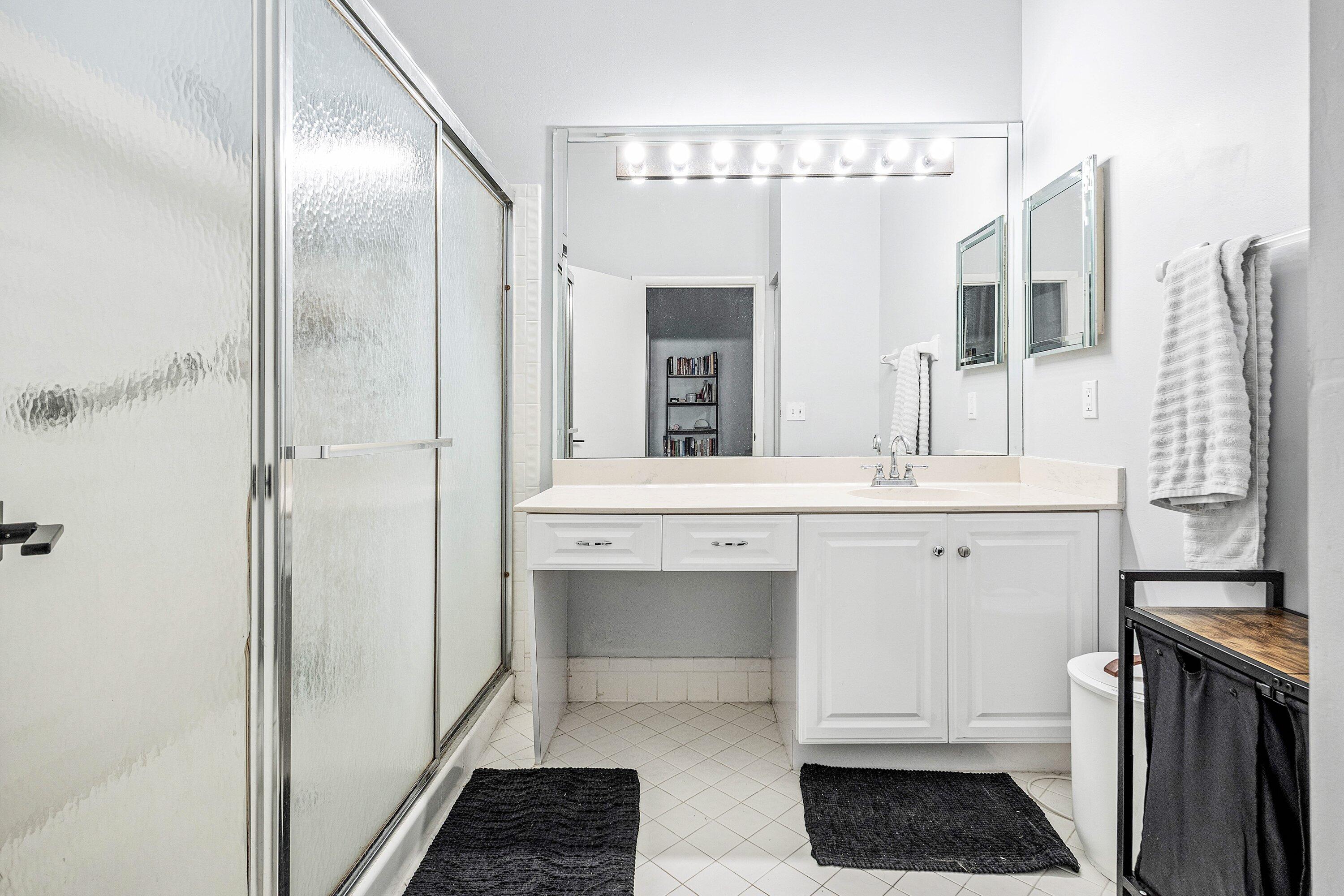 5406 Venetia #F Boynton Beach, FL 33437